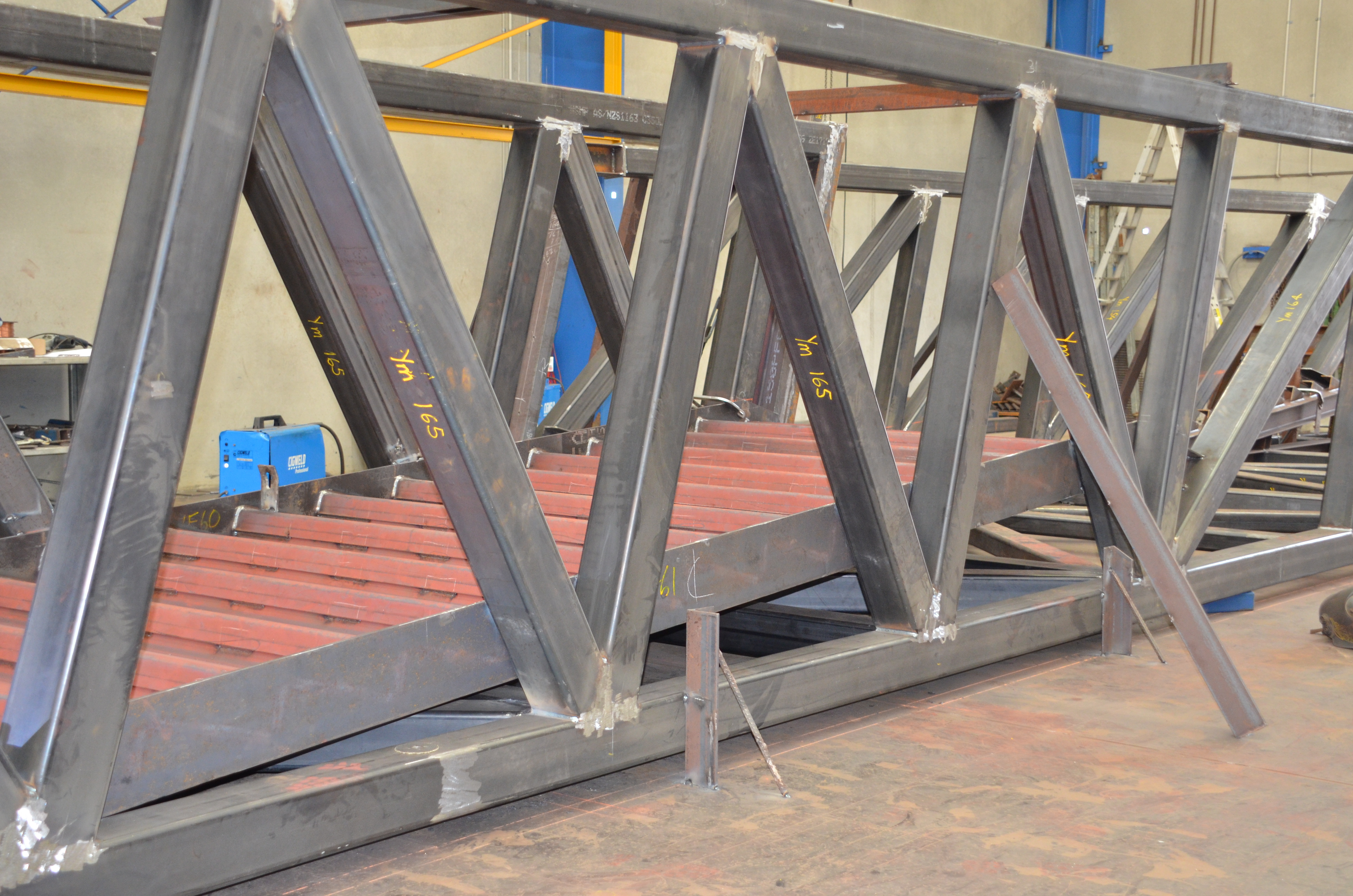 https://archive.abp.unimelb.edu.au/objects/images/Construction/Images/Stairs, walkways and balustrades/Y Stairs structural steel/Aus Iron Industries/DSC_2829.JPG