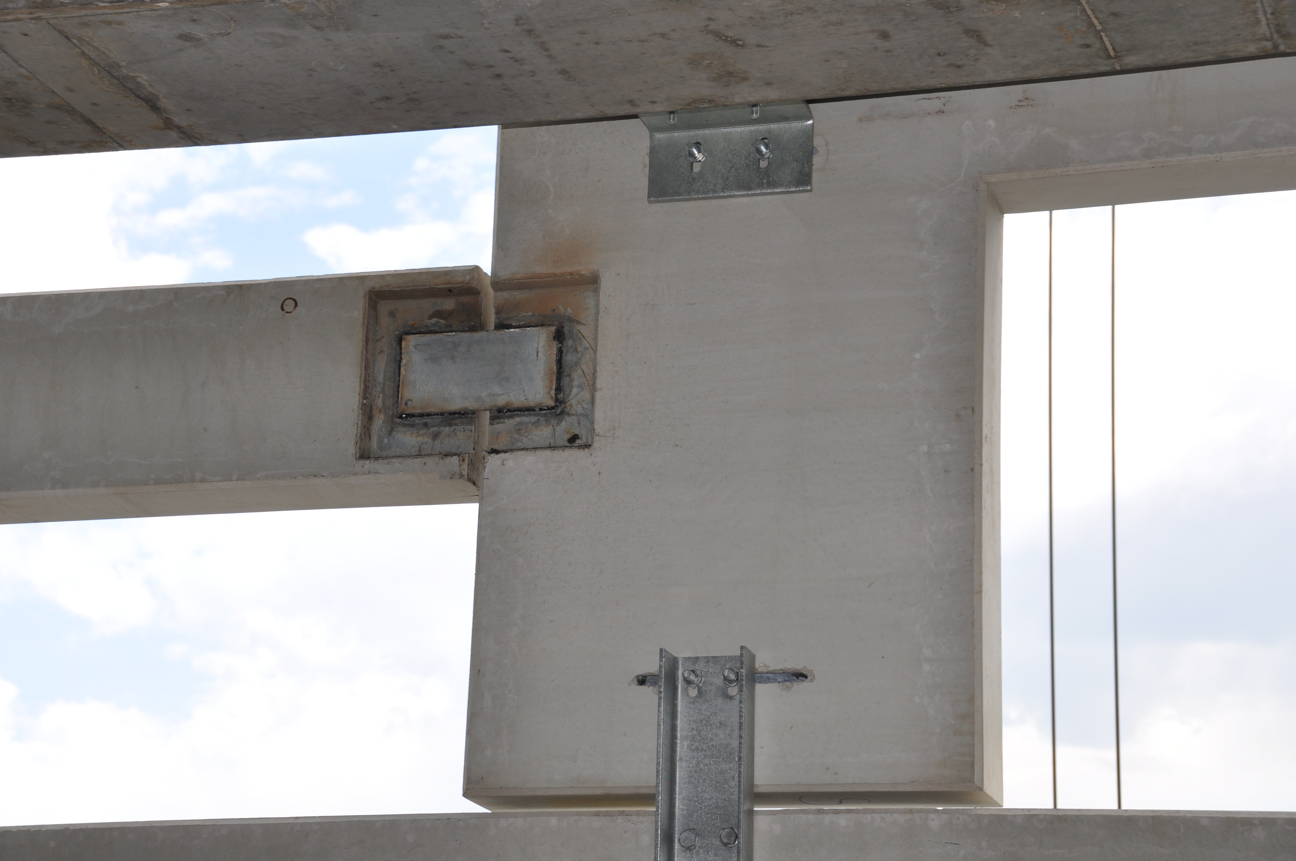 https://archive.abp.unimelb.edu.au/objects/images/Construction/Images/Facades/Precast concrete/Polished south side/DSC_3972.JPG