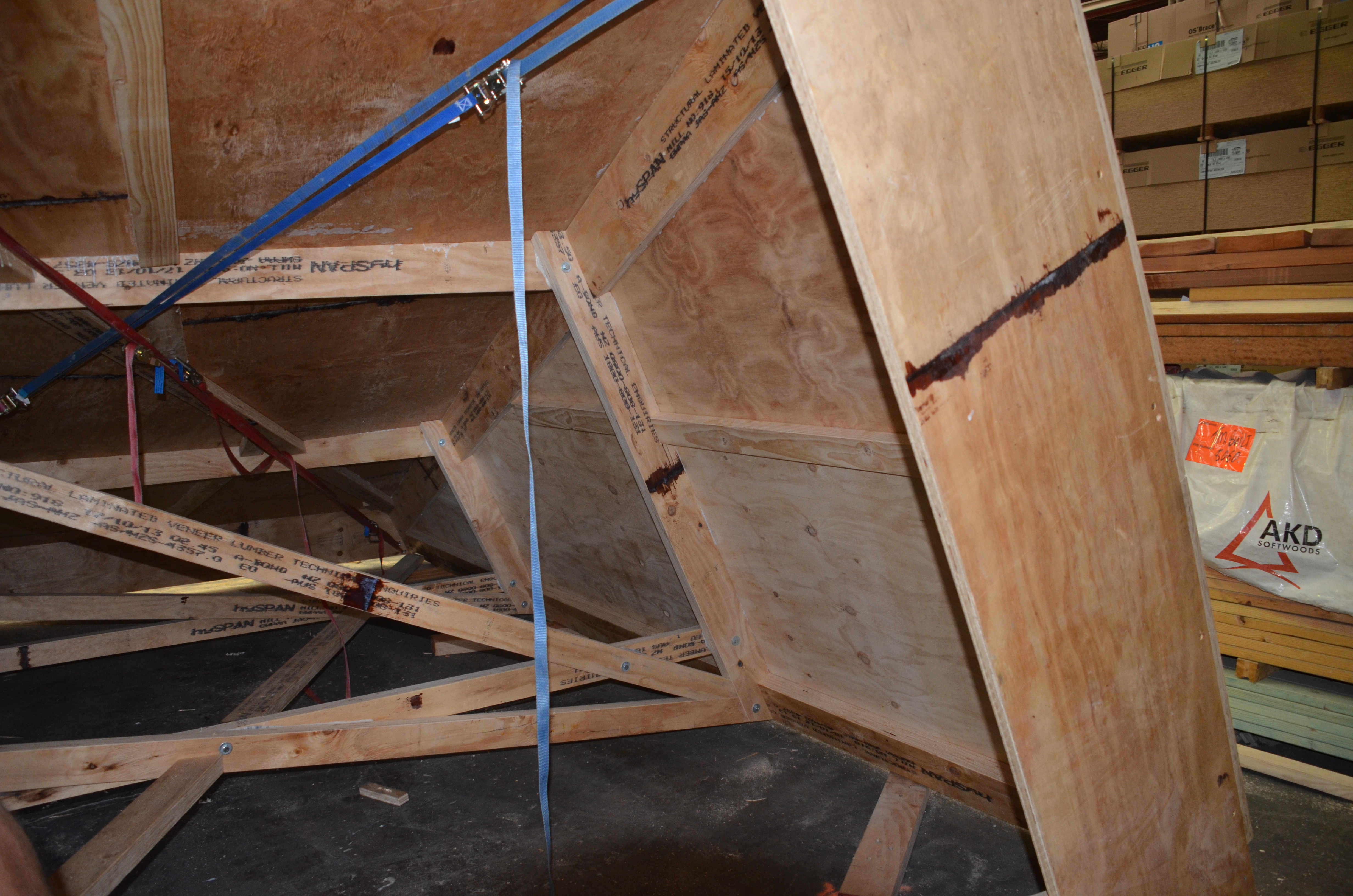 https://archive.abp.unimelb.edu.au/objects/images/Construction/Images/LVL roof beams & coffers/Manufacture by Timberbuilt/DSC_5031.JPG https://archive.abp.unimelb.edu.au/objects/images/Construction/Images/LVL roof beams & coffers/Manufacture by Timberbuilt/DSC_5031.JPG