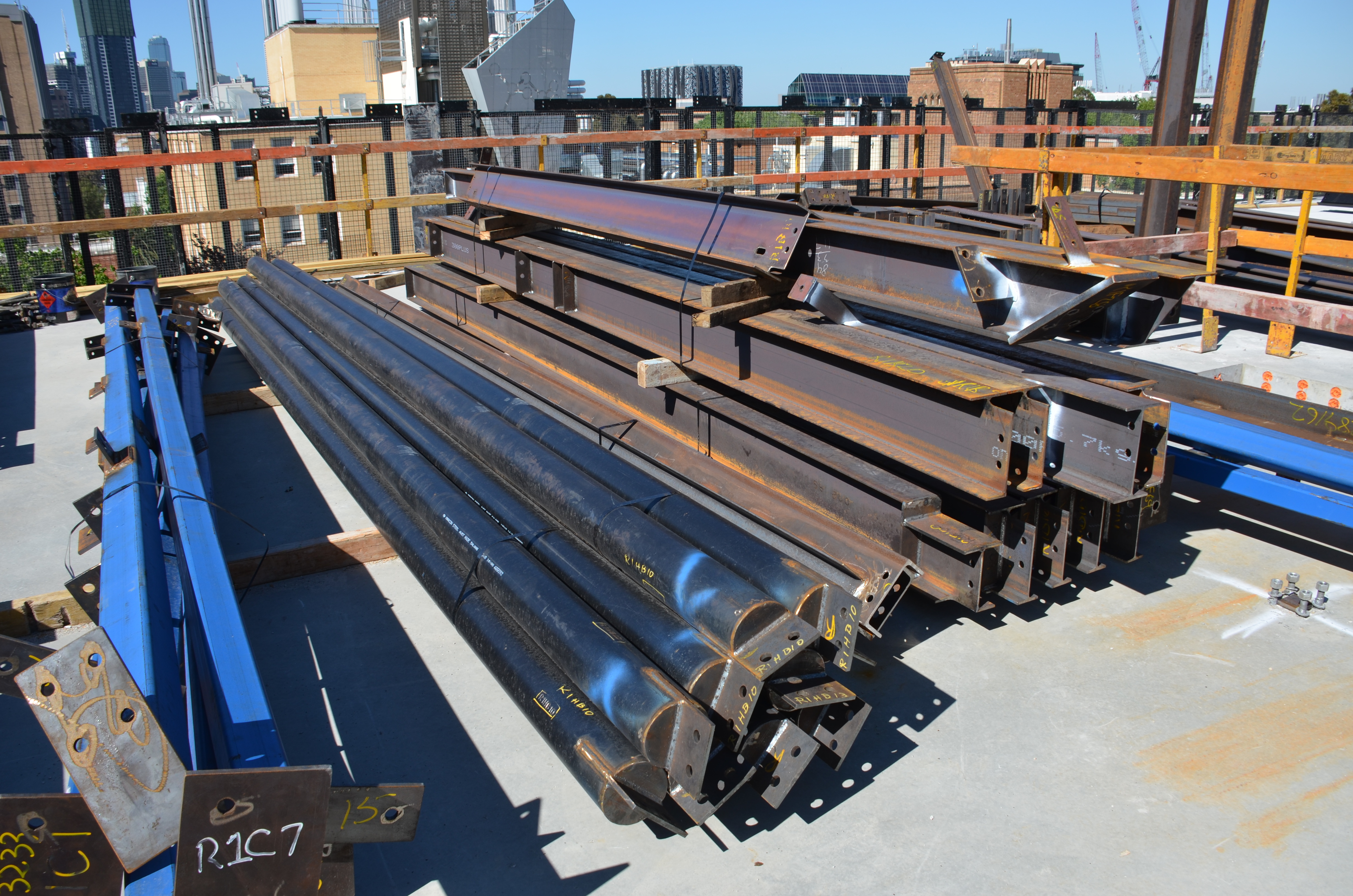 https://archive.abp.unimelb.edu.au/objects/images/Construction/Images/Structural steel/General roof/DSC_3344.JPG