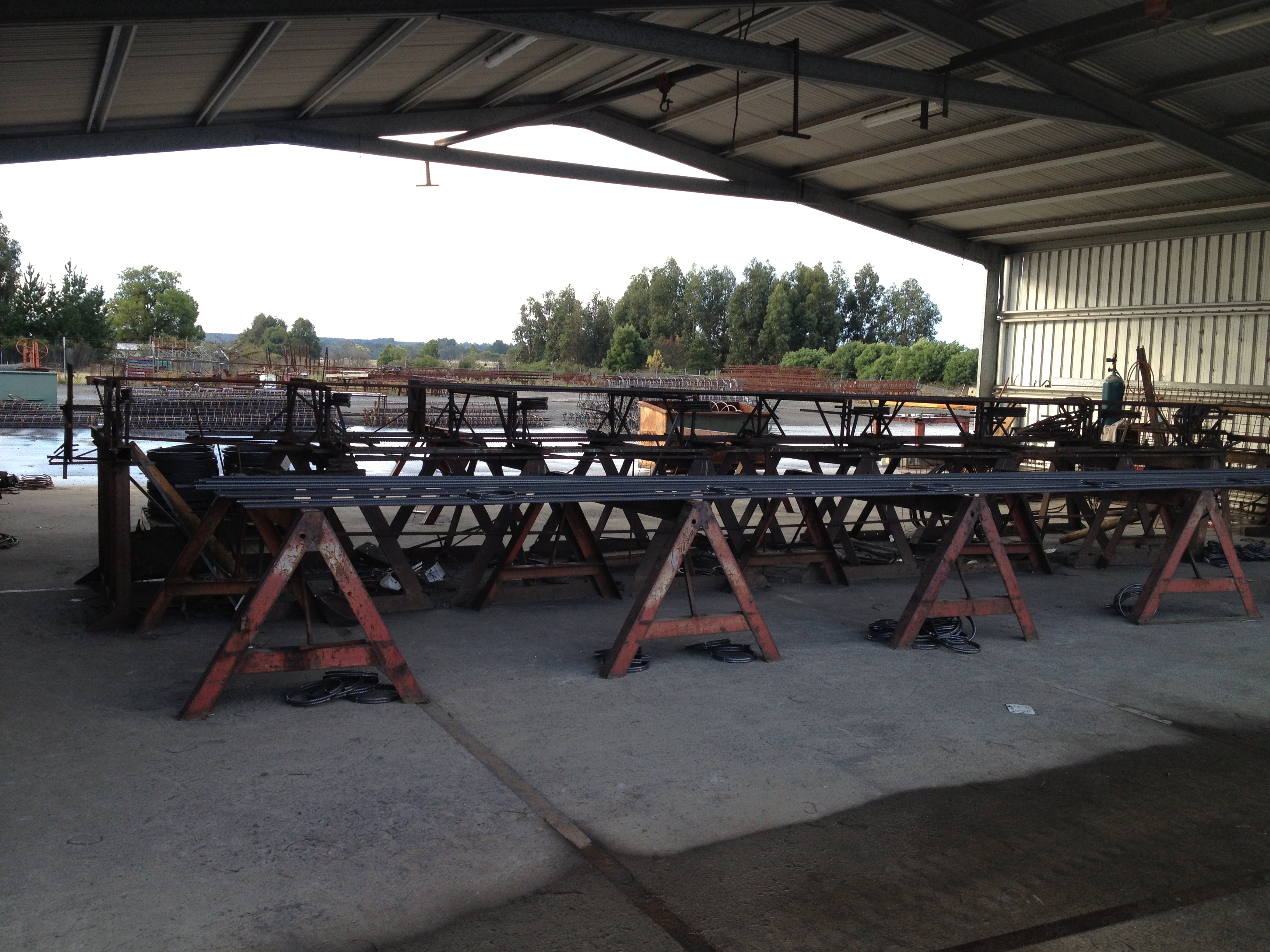 https://archive.abp.unimelb.edu.au/objects/images/Construction/Images/Basement/BM Bored pier reinforcement fabrication/IMG_0886.jpg