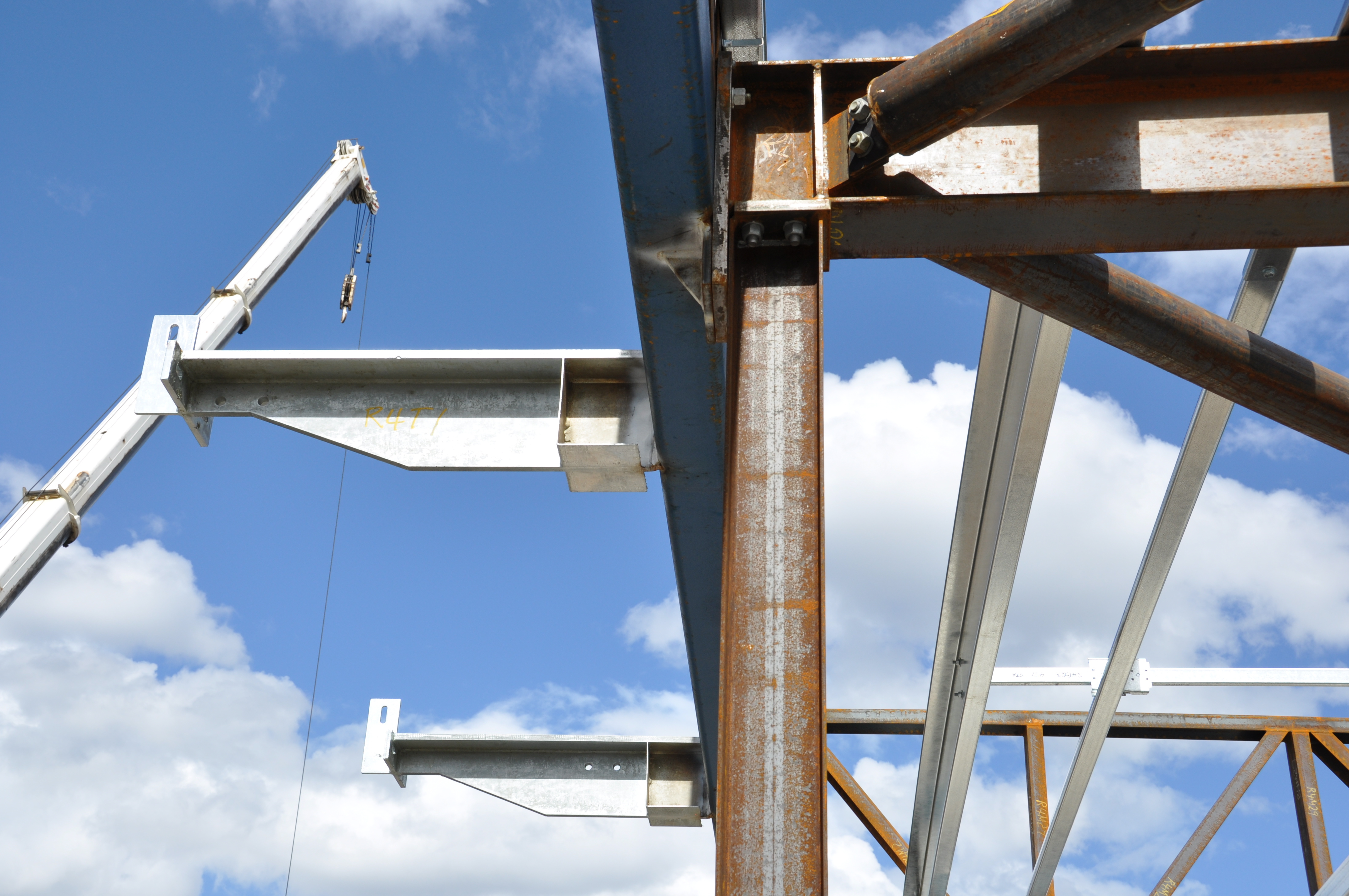 https://archive.abp.unimelb.edu.au/objects/images/Construction/Images/Structural steel/General roof/DSC_4077.JPG