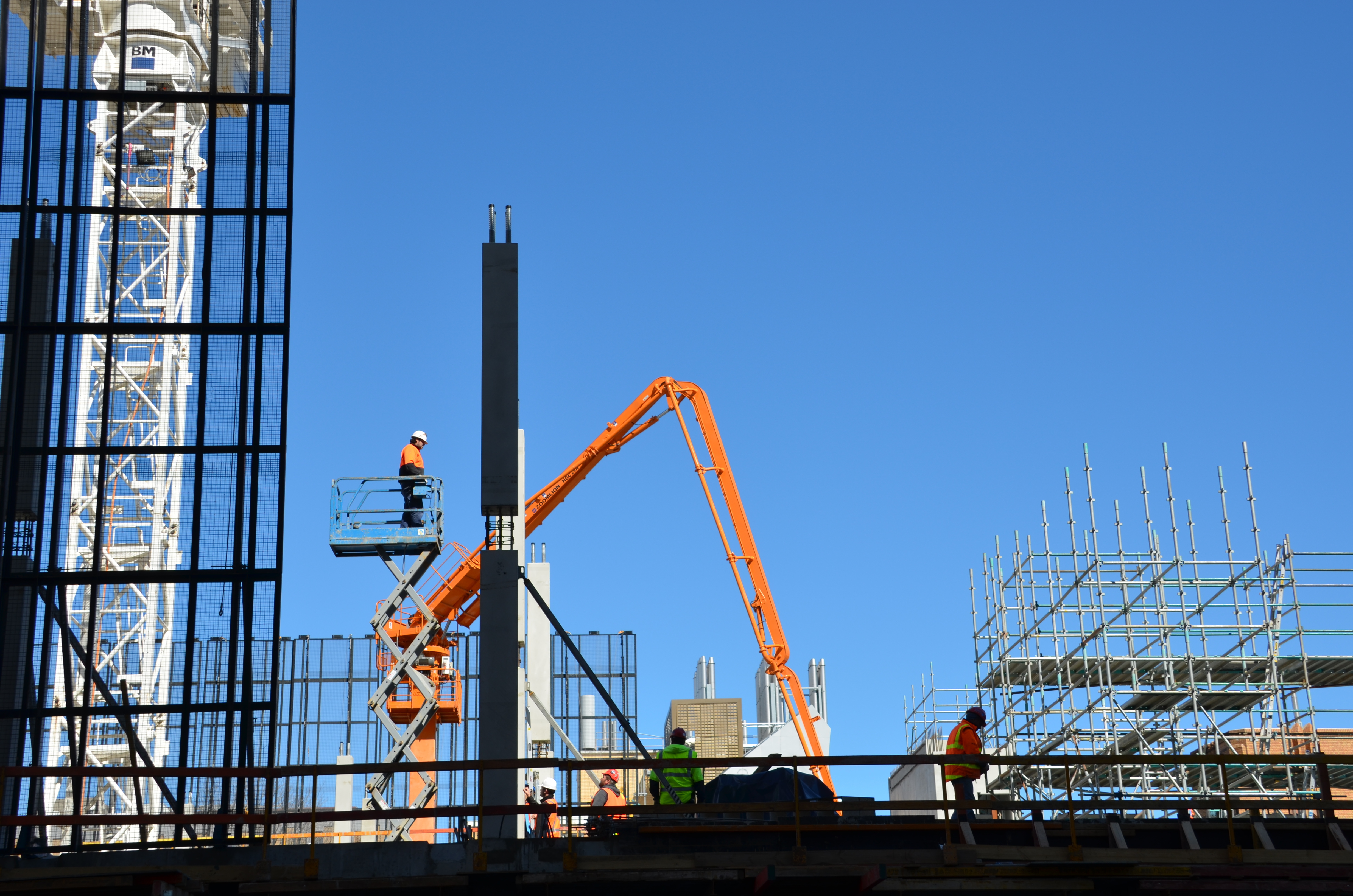 https://archive.abp.unimelb.edu.au/objects/images/Construction/Images/Plant and Equipment/Concrete placement boom/DSC_2041.JPG