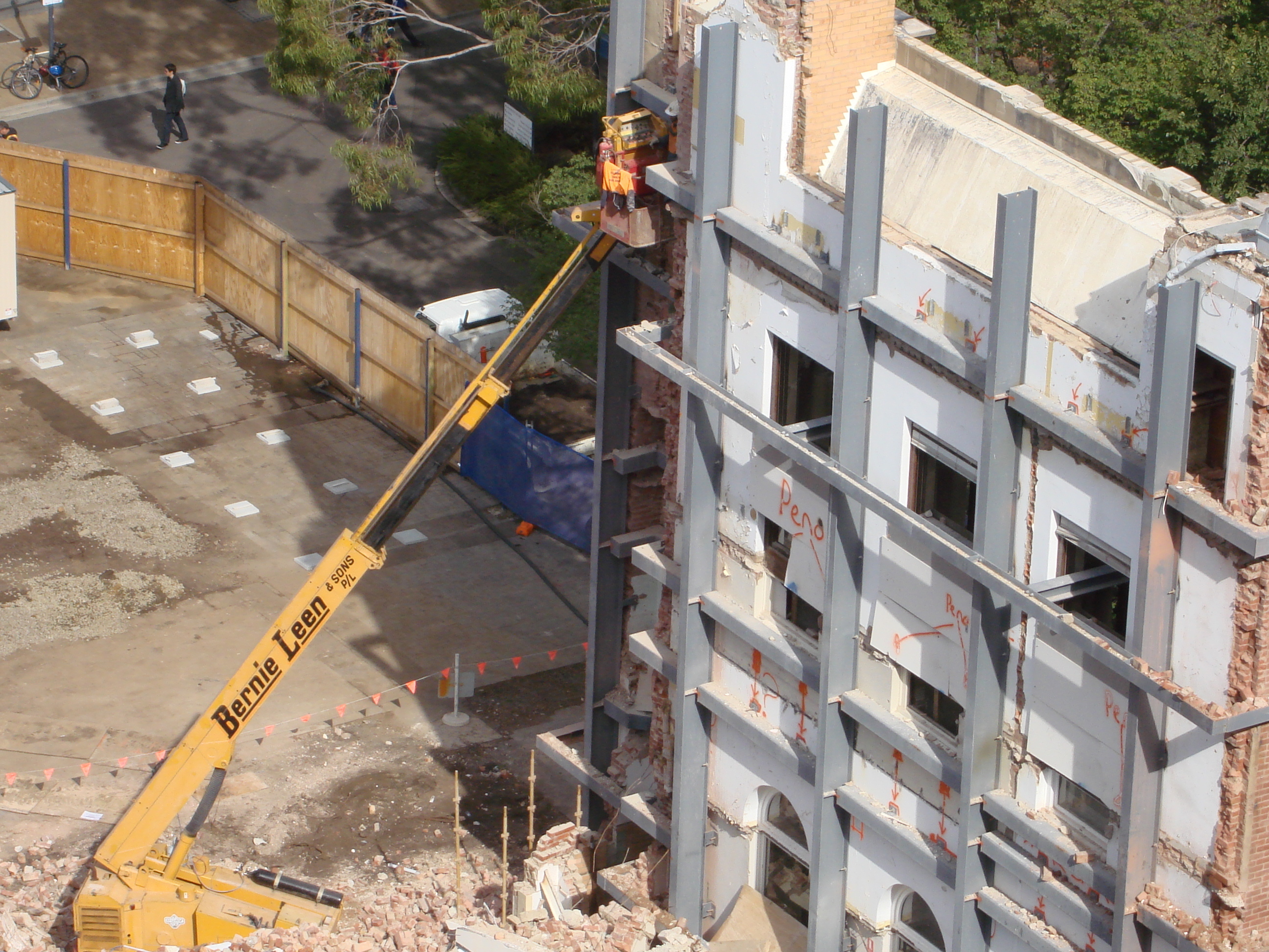 https://archive.abp.unimelb.edu.au/objects/images/Pre-construction/Demolition/OC/DSC08440.JPG https://archive.abp.unimelb.edu.au/objects/images/Pre-construction/Demolition/OC/DSC08440.JPG