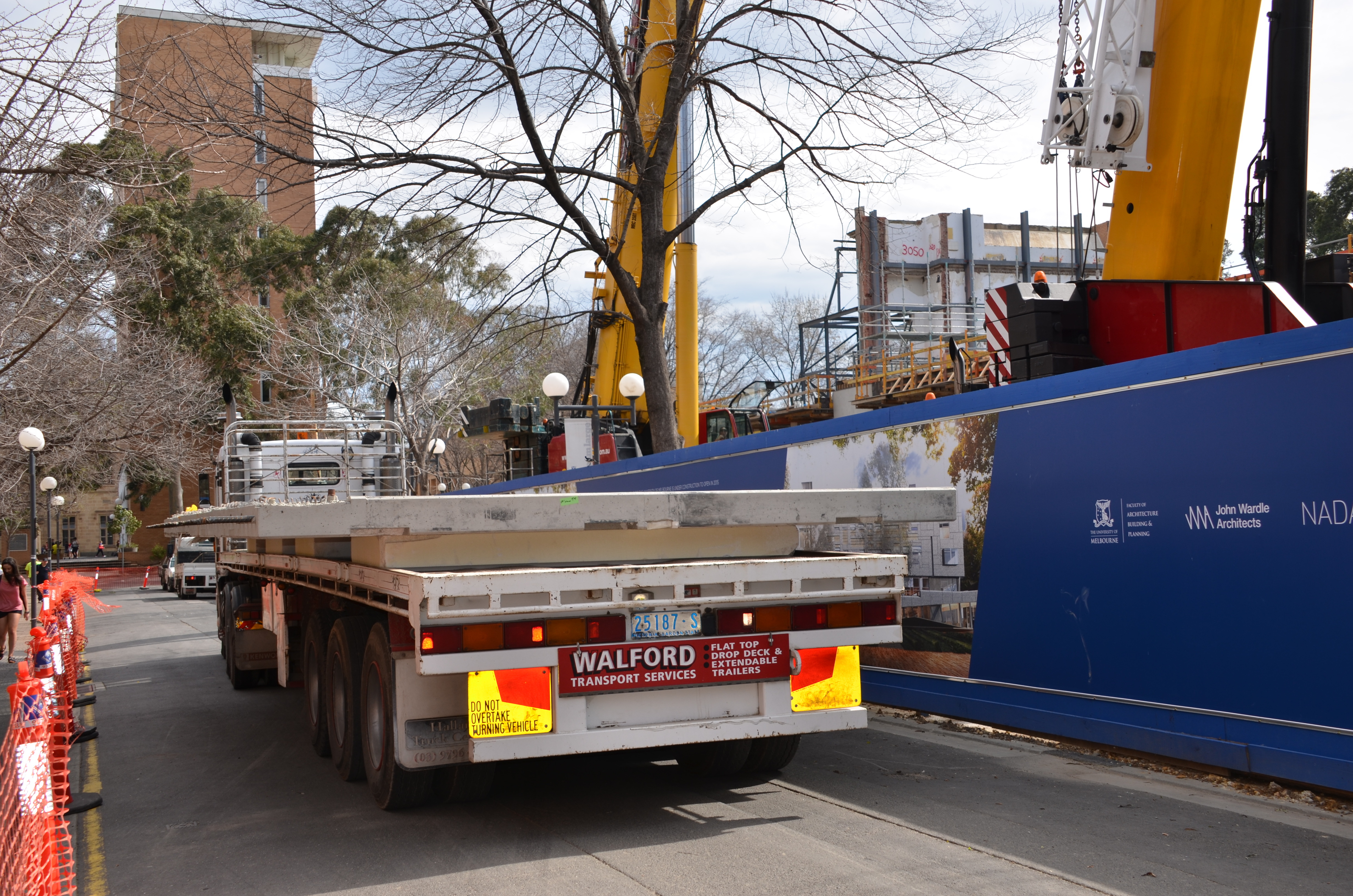 https://archive.abp.unimelb.edu.au/objects/images/Construction/Images/Precast structural concrete walls and columns/Level 1/DSC_1720.JPG https://archive.abp.unimelb.edu.au/objects/images/Construction/Images/Precast structural concrete walls and columns/Level 1/DSC_1720.JPG