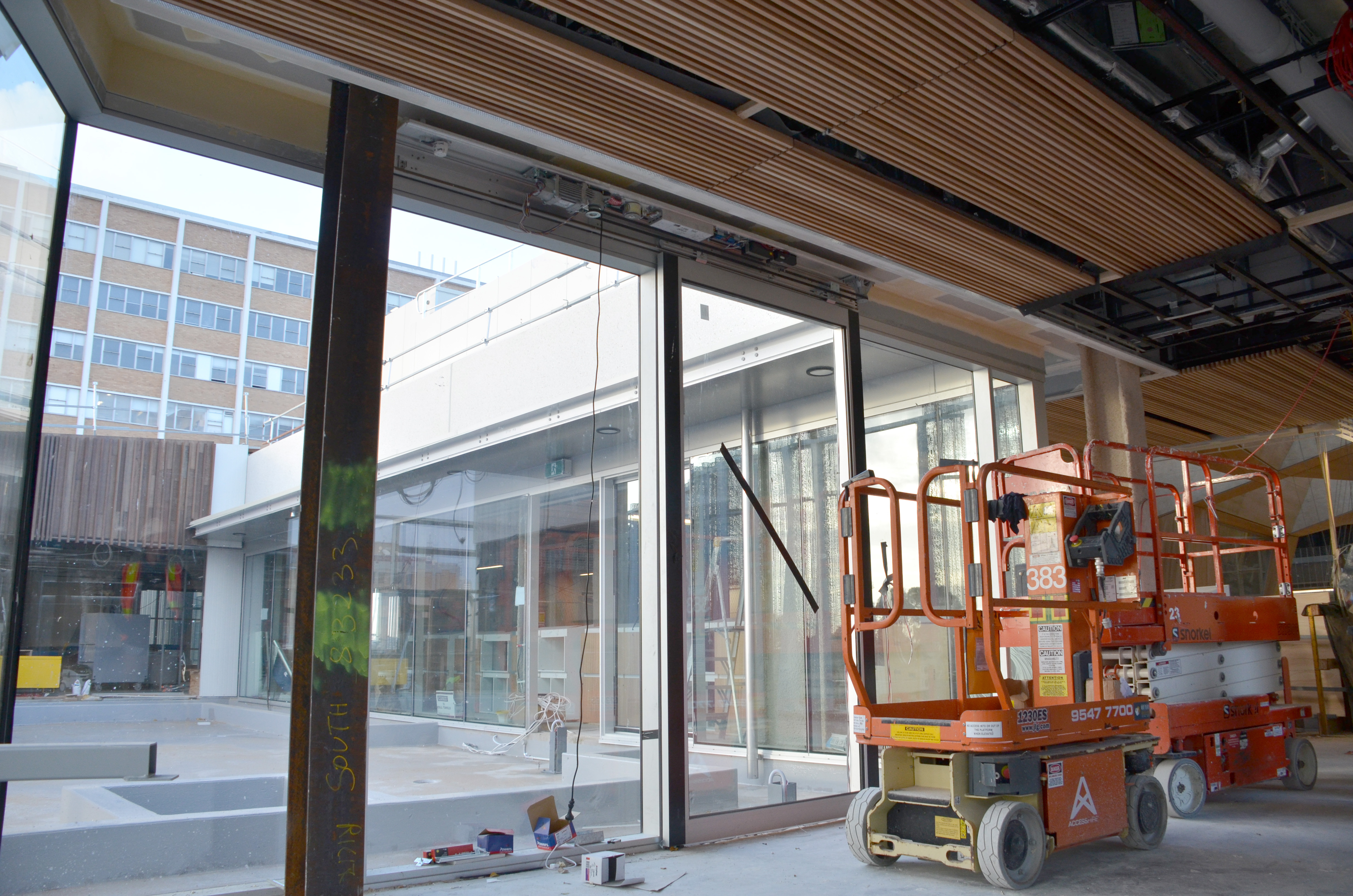 https://archive.abp.unimelb.edu.au/objects/images/Construction/Images/Doors and door frames/Staff kitchen/DSC_8807.JPG https://archive.abp.unimelb.edu.au/objects/images/Construction/Images/Doors and door frames/Staff kitchen/DSC_8807.JPG
