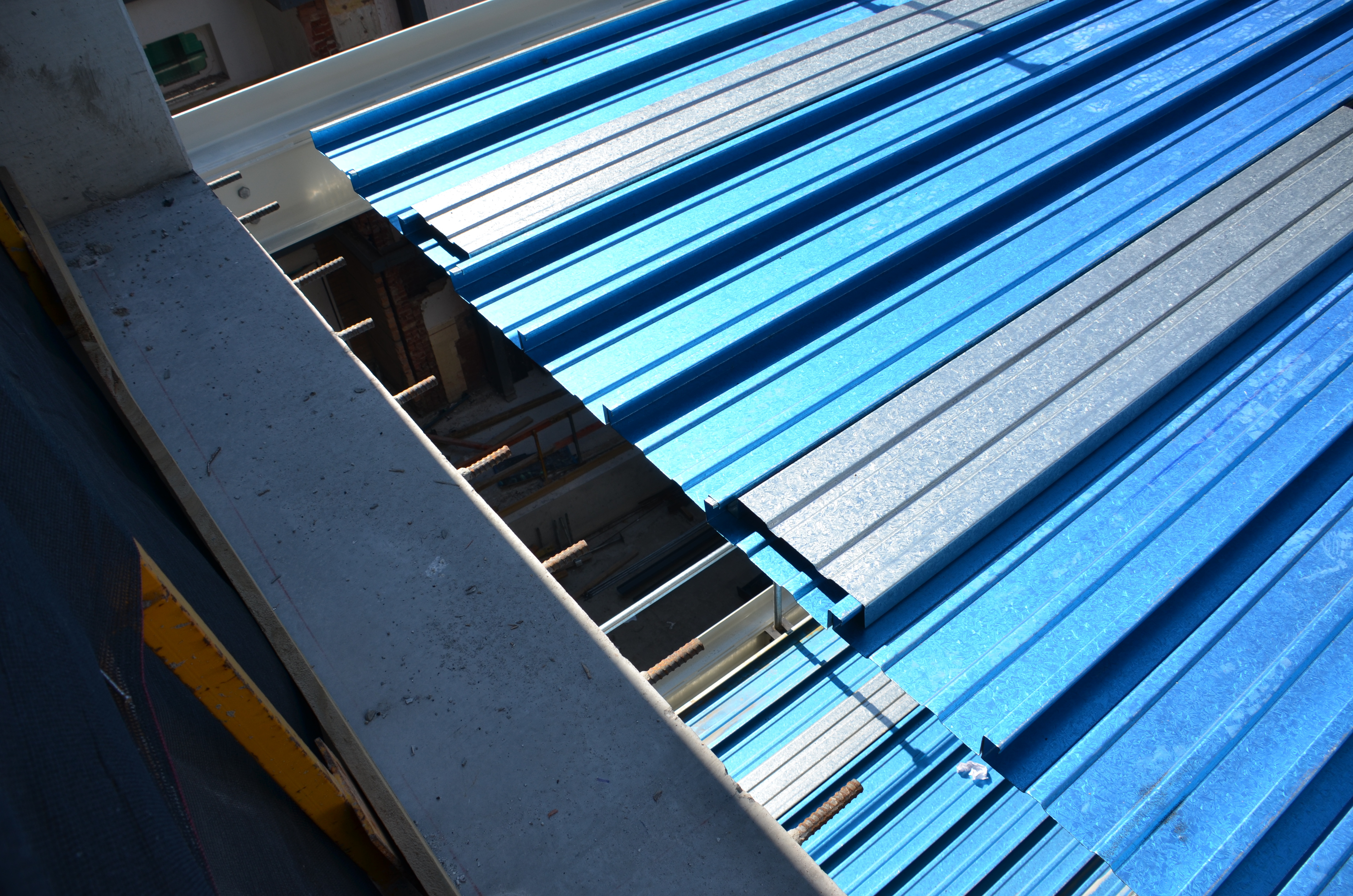 https://archive.abp.unimelb.edu.au/objects/images/Construction/Images/Stairs, walkways and balustrades/Structural steel walkways & support structure/DSC_3563.JPG