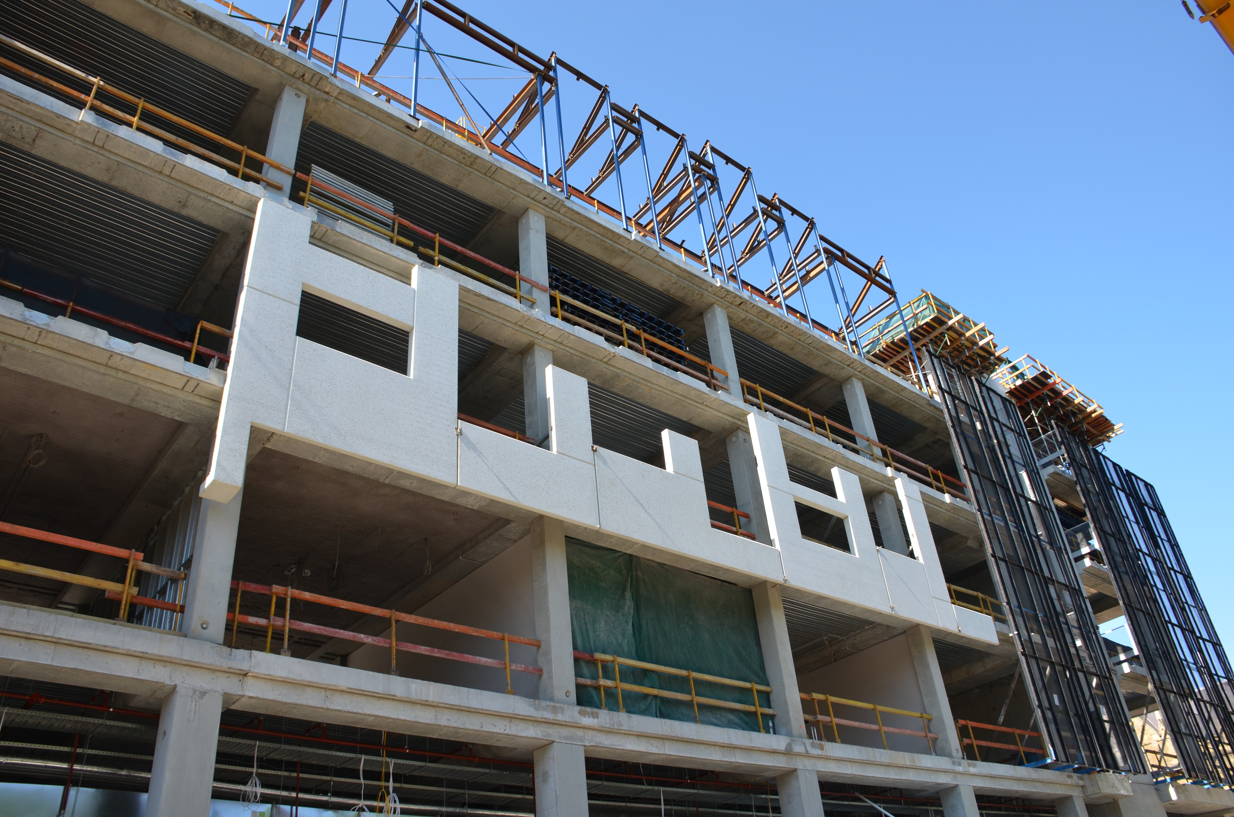 https://archive.abp.unimelb.edu.au/objects/images/Construction/Images/Facades/Precast concrete/Polished south side/DSC_3600.JPG