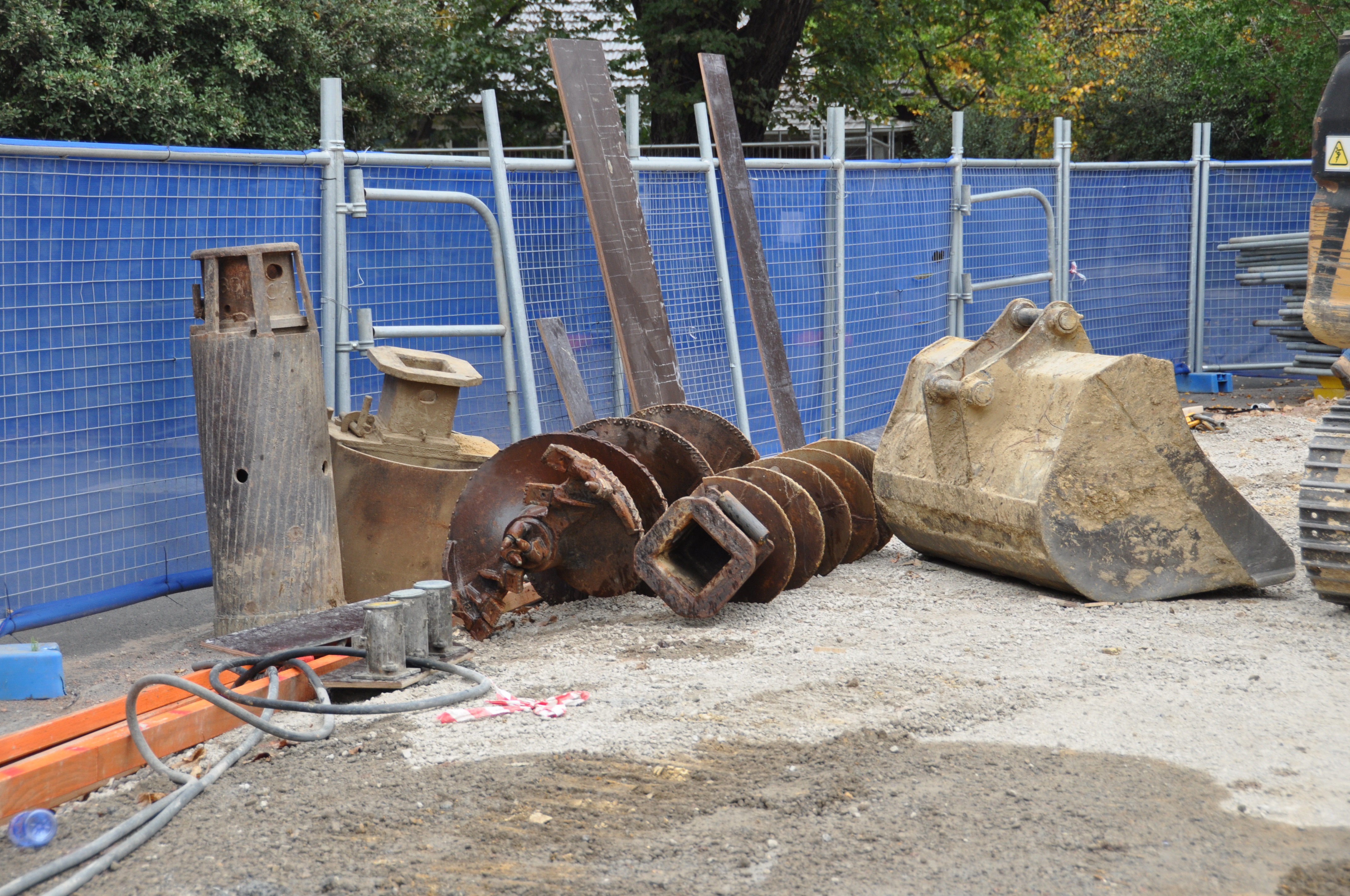 https://archive.abp.unimelb.edu.au/objects/images/Construction/Images/Basement/Bored pier construction/DSC_0073.JPG