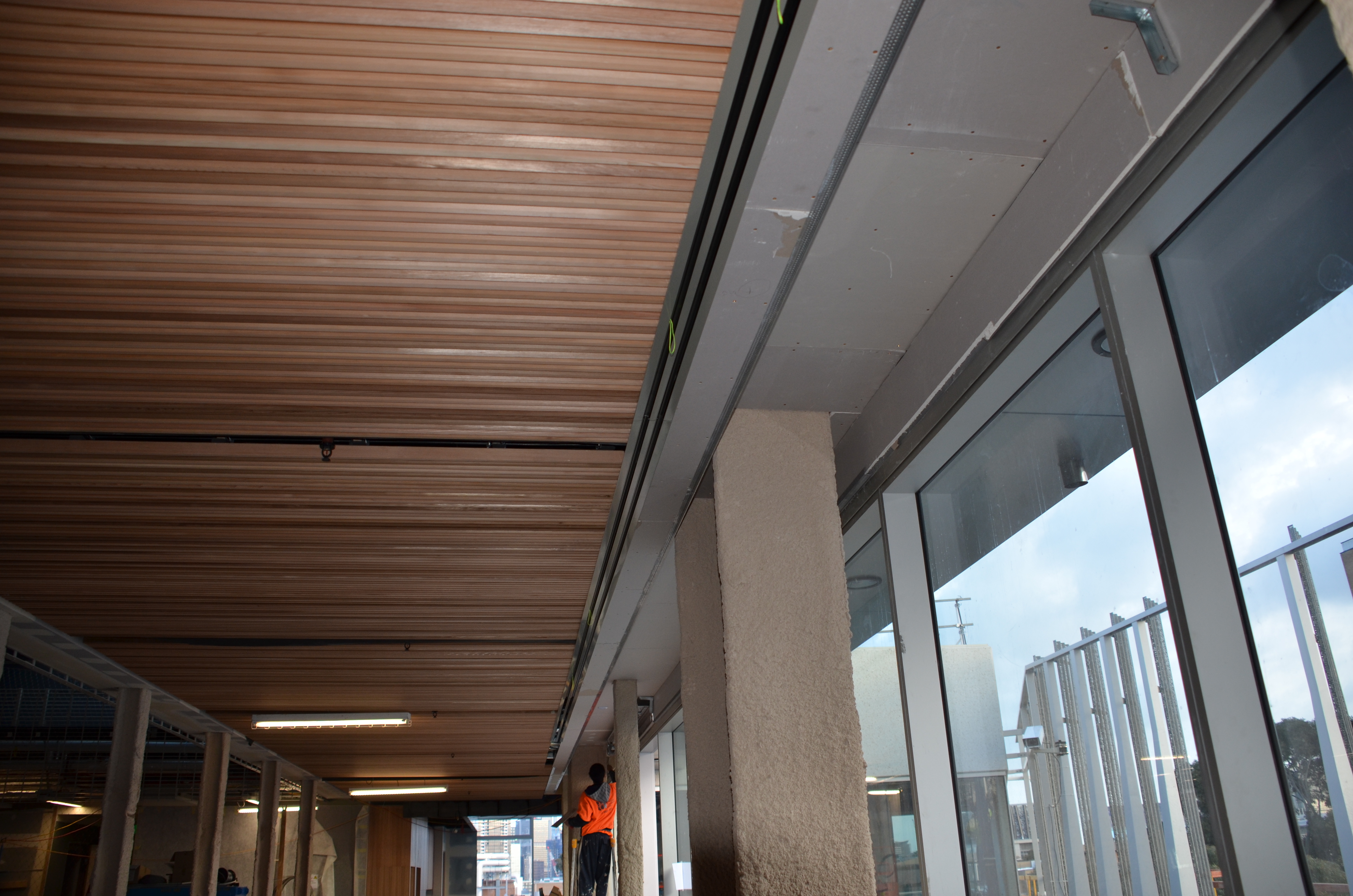 https://archive.abp.unimelb.edu.au/objects/images/Construction/Images/Ceilings/Timber slats/DSC_8804.JPG