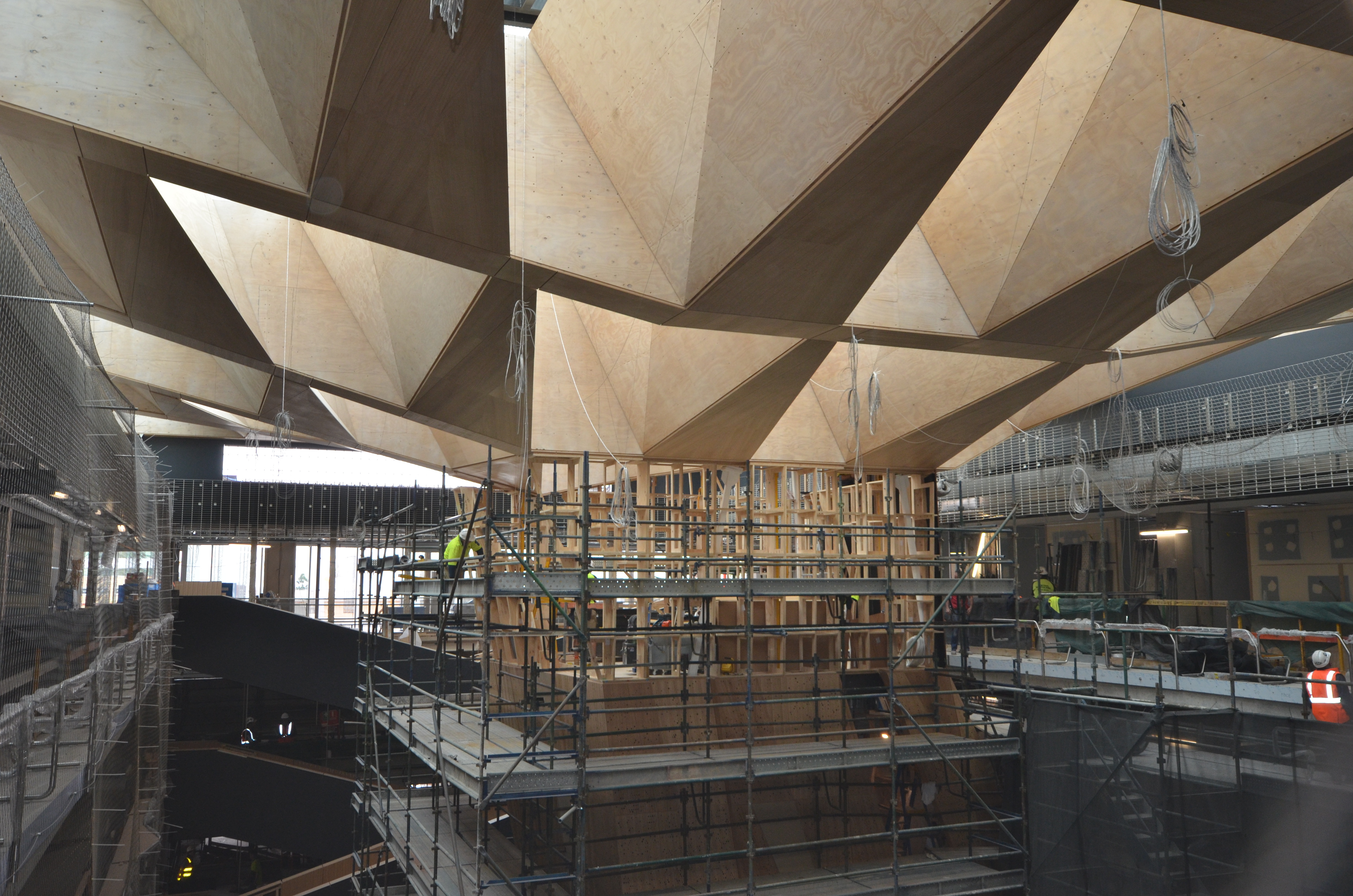 https://archive.abp.unimelb.edu.au/objects/images/Construction/Images/Hanging studio/Wall framing/DSC_8243.JPG https://archive.abp.unimelb.edu.au/objects/images/Construction/Images/Hanging studio/Wall framing/DSC_8243.JPG