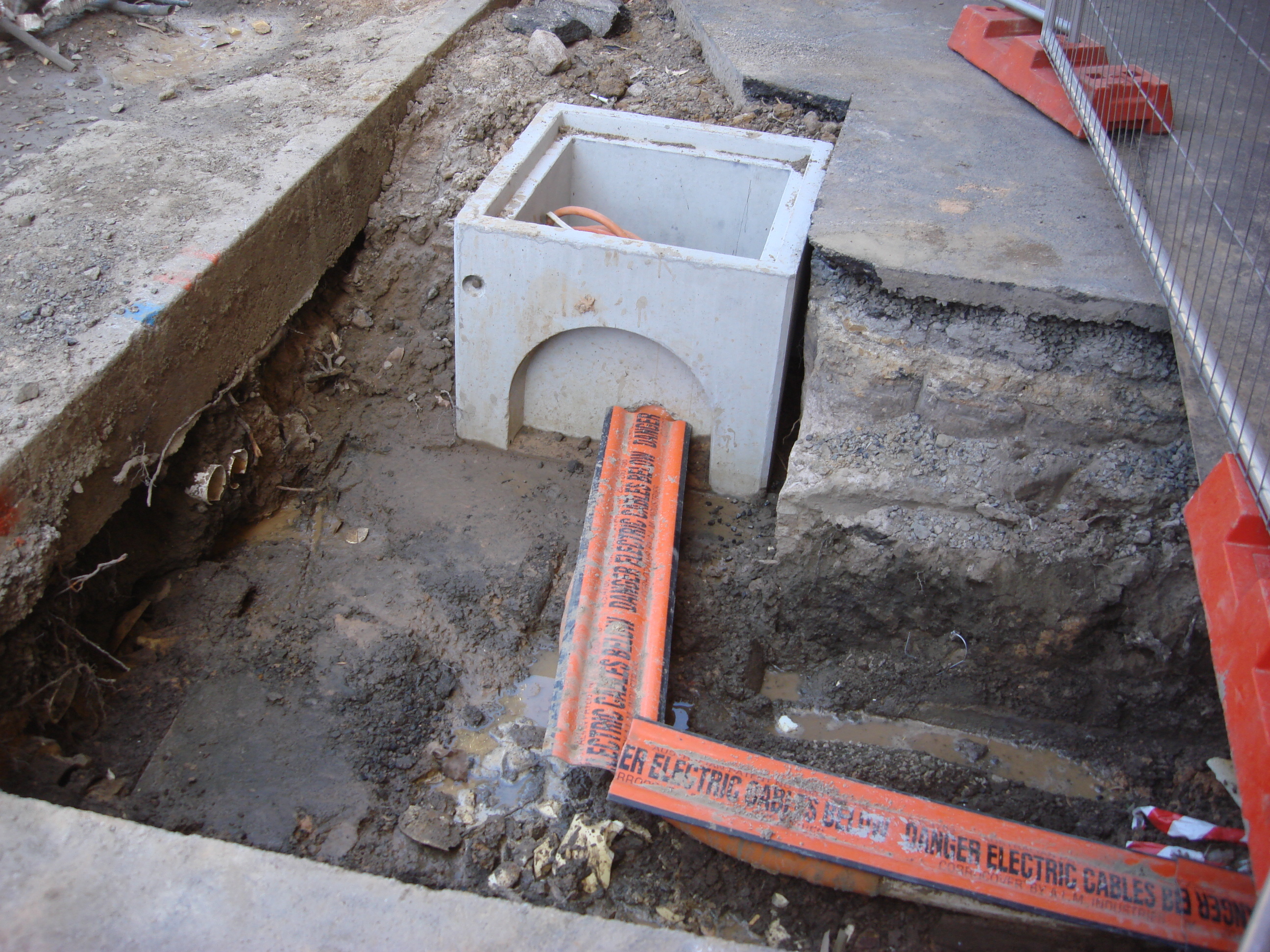 https://archive.abp.unimelb.edu.au/objects/images/Pre-construction/Enabling works/DSC07888.JPG https://archive.abp.unimelb.edu.au/objects/images/Pre-construction/Enabling works/DSC07888.JPG