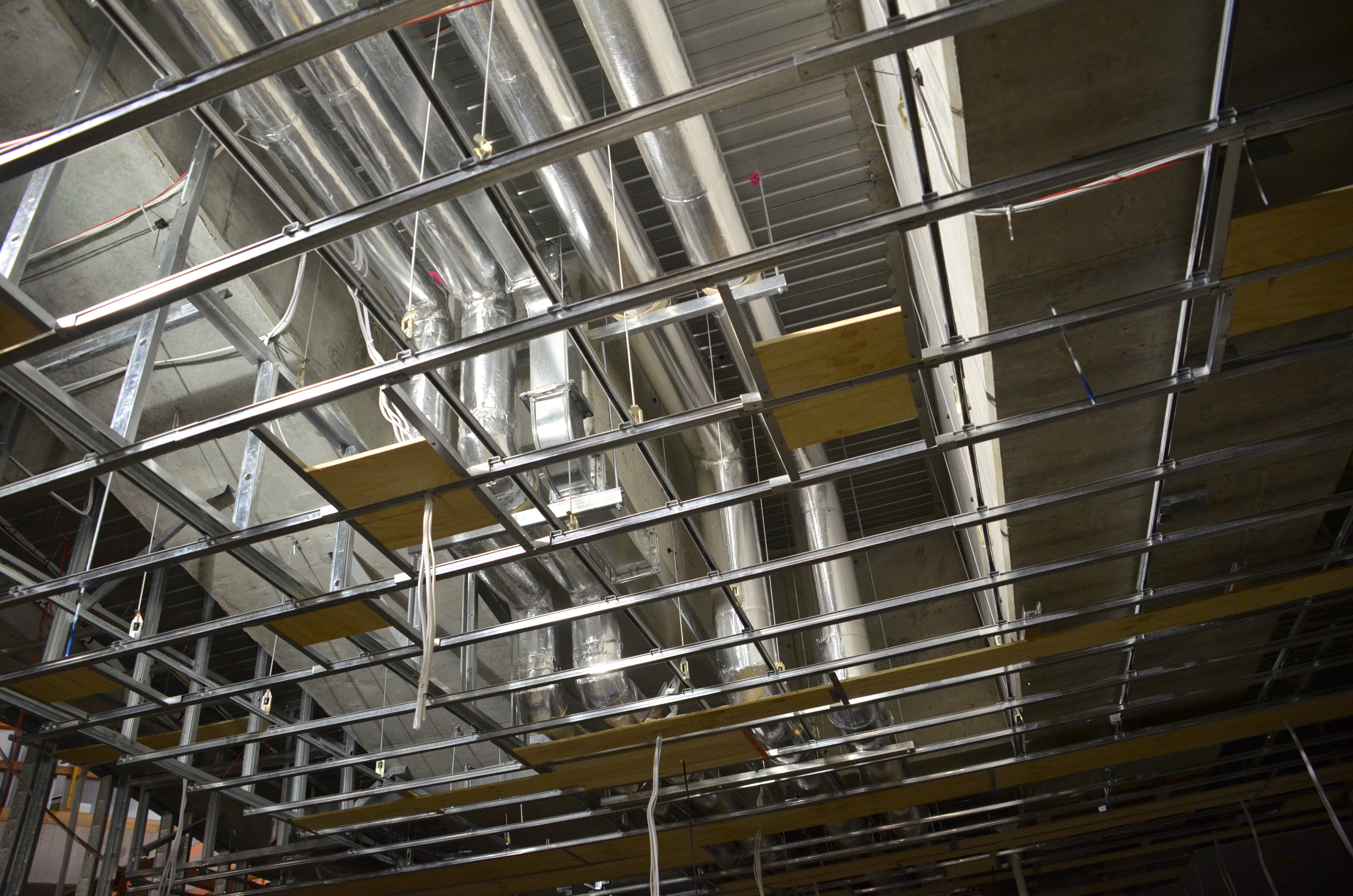 https://archive.abp.unimelb.edu.au/objects/images/Construction/Images/Ceilings/Suspended metal/DSC_4962.JPG