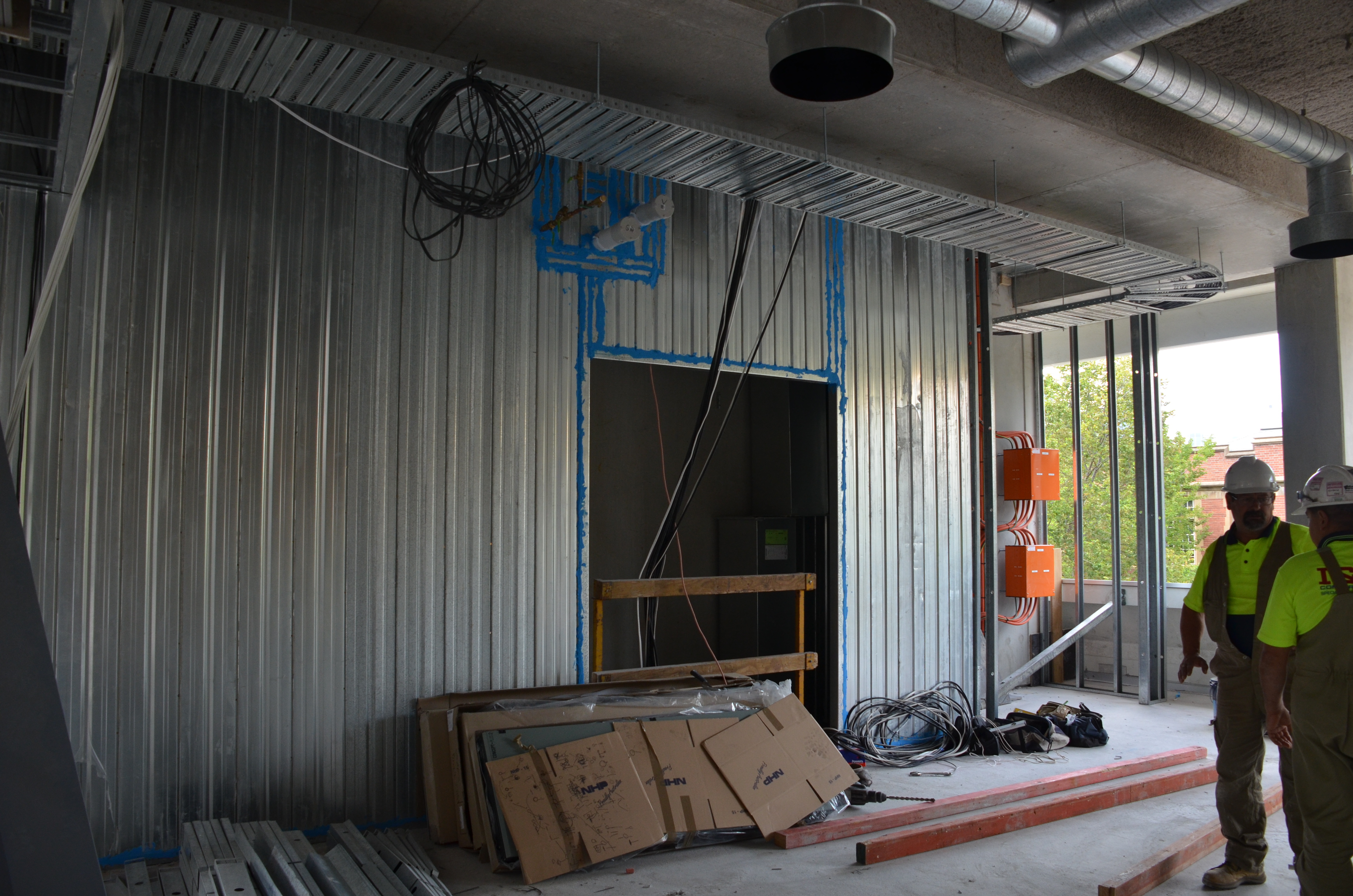 https://archive.abp.unimelb.edu.au/objects/images/Construction/Images/Services/Riser shafts/DSC_5087.JPG