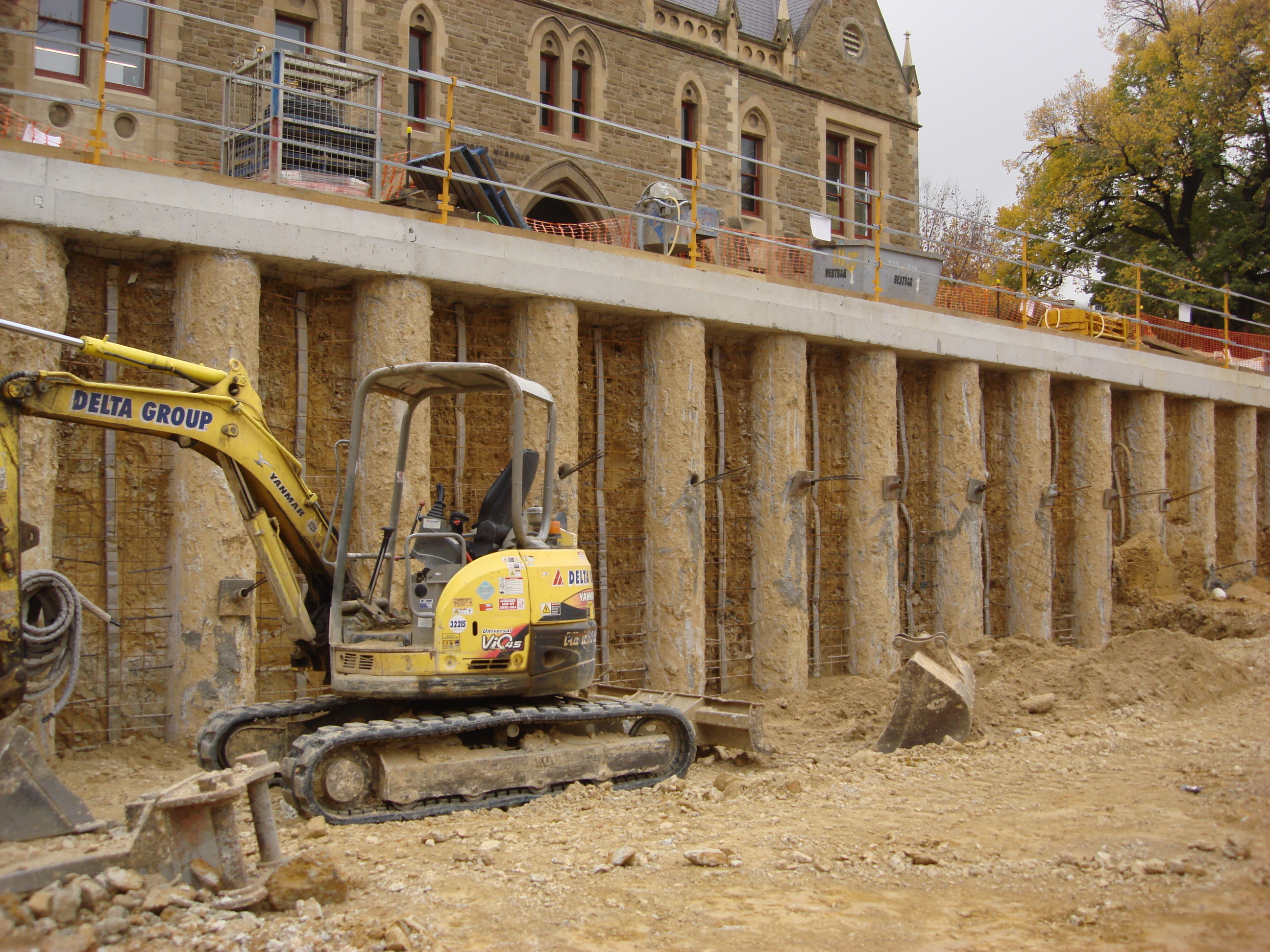 https://archive.abp.unimelb.edu.au/objects/images/Construction/Images/Basement/Detail & footing excavation/DSC_0160B.JPG https://archive.abp.unimelb.edu.au/objects/images/Construction/Images/Basement/Detail & footing excavation/DSC_0160B.JPG