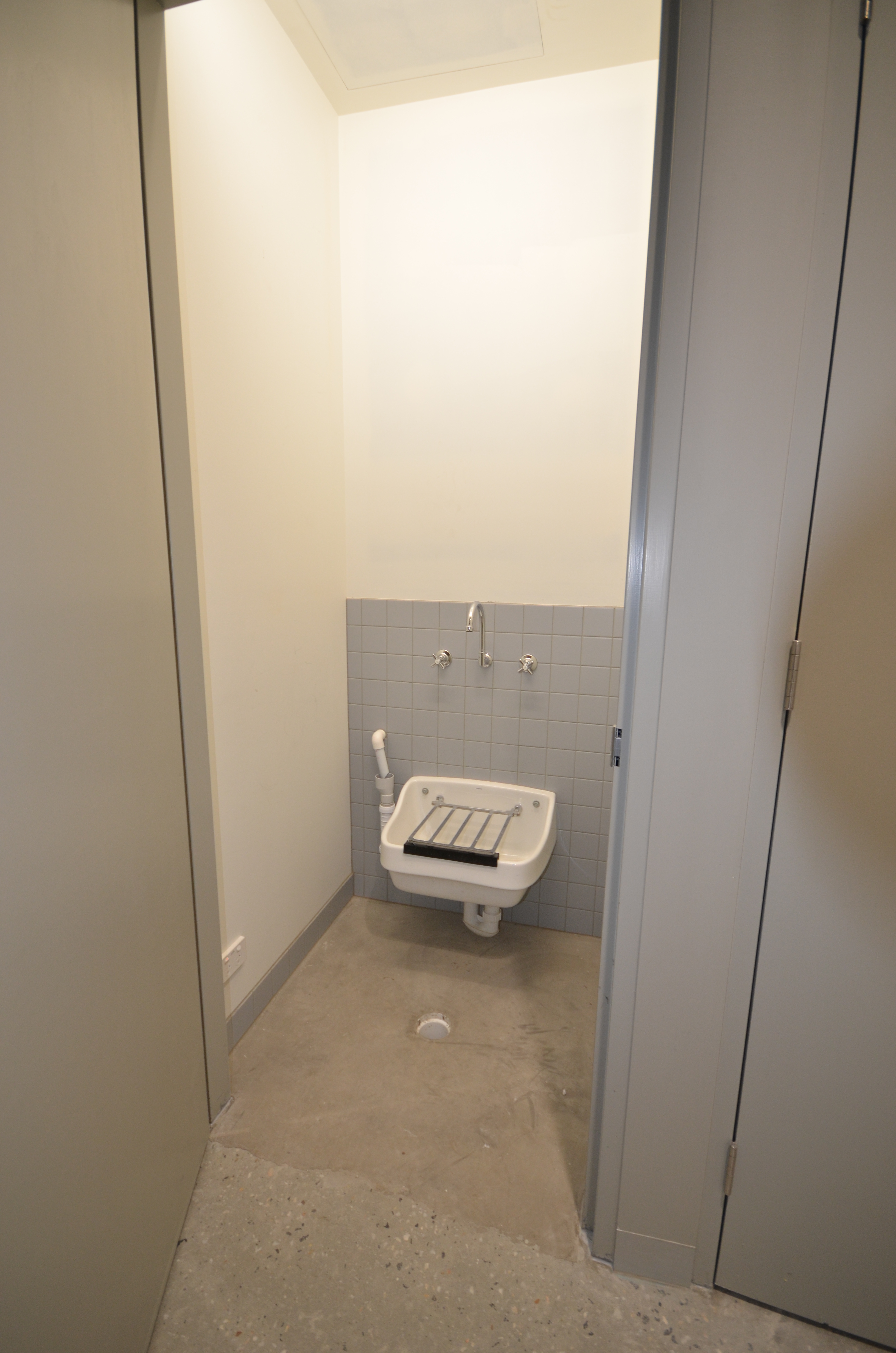 https://archive.abp.unimelb.edu.au/objects/images/Construction/Images/Services/Plumbing/Fitoff/DSC_9943.JPG https://archive.abp.unimelb.edu.au/objects/images/Construction/Images/Services/Plumbing/Fitoff/DSC_9943.JPG