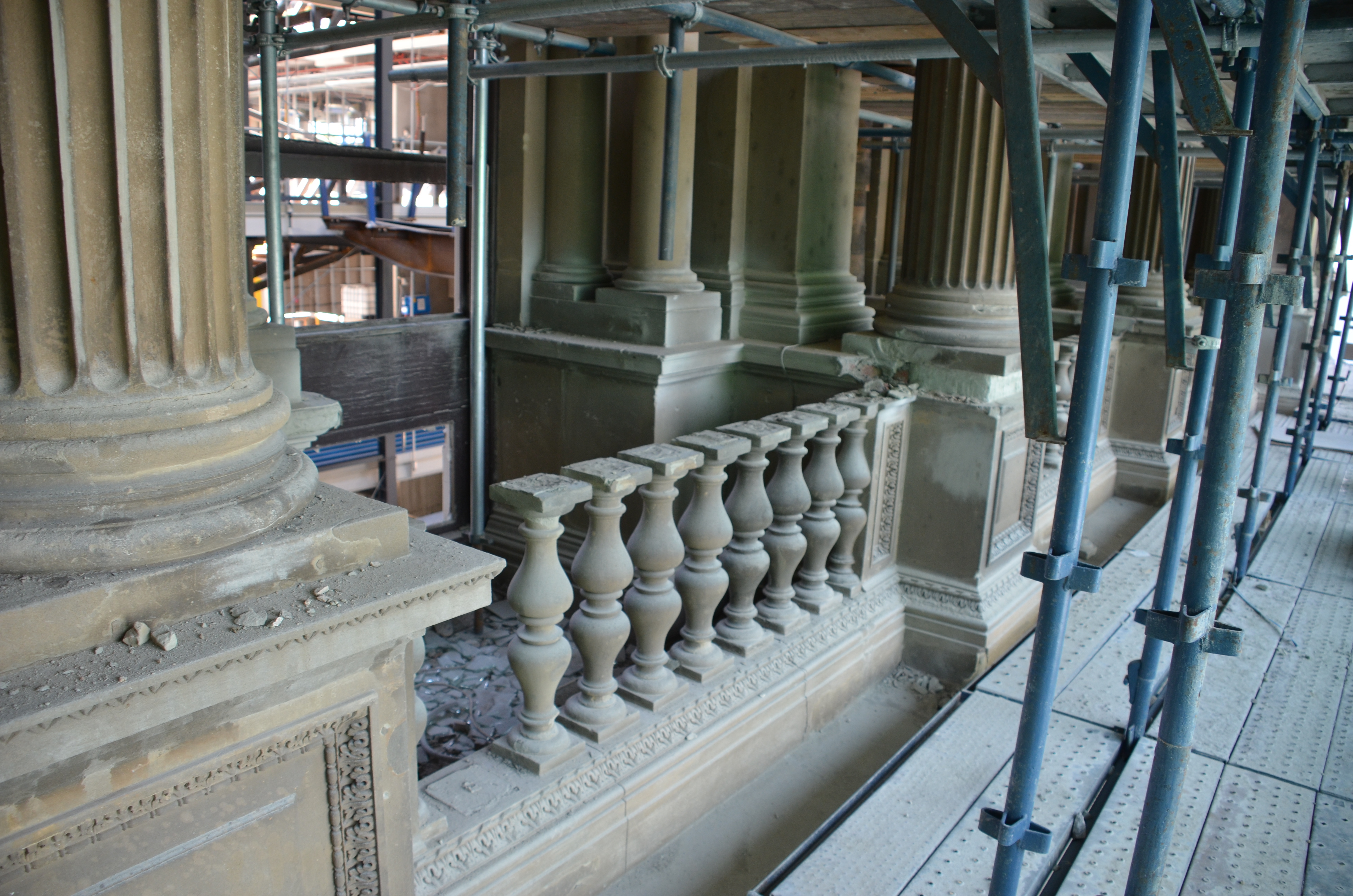 https://archive.abp.unimelb.edu.au/objects/images/Construction/Images/Facades/Joseph Reed/Restoration during BM construction/DSC_4524.JPG