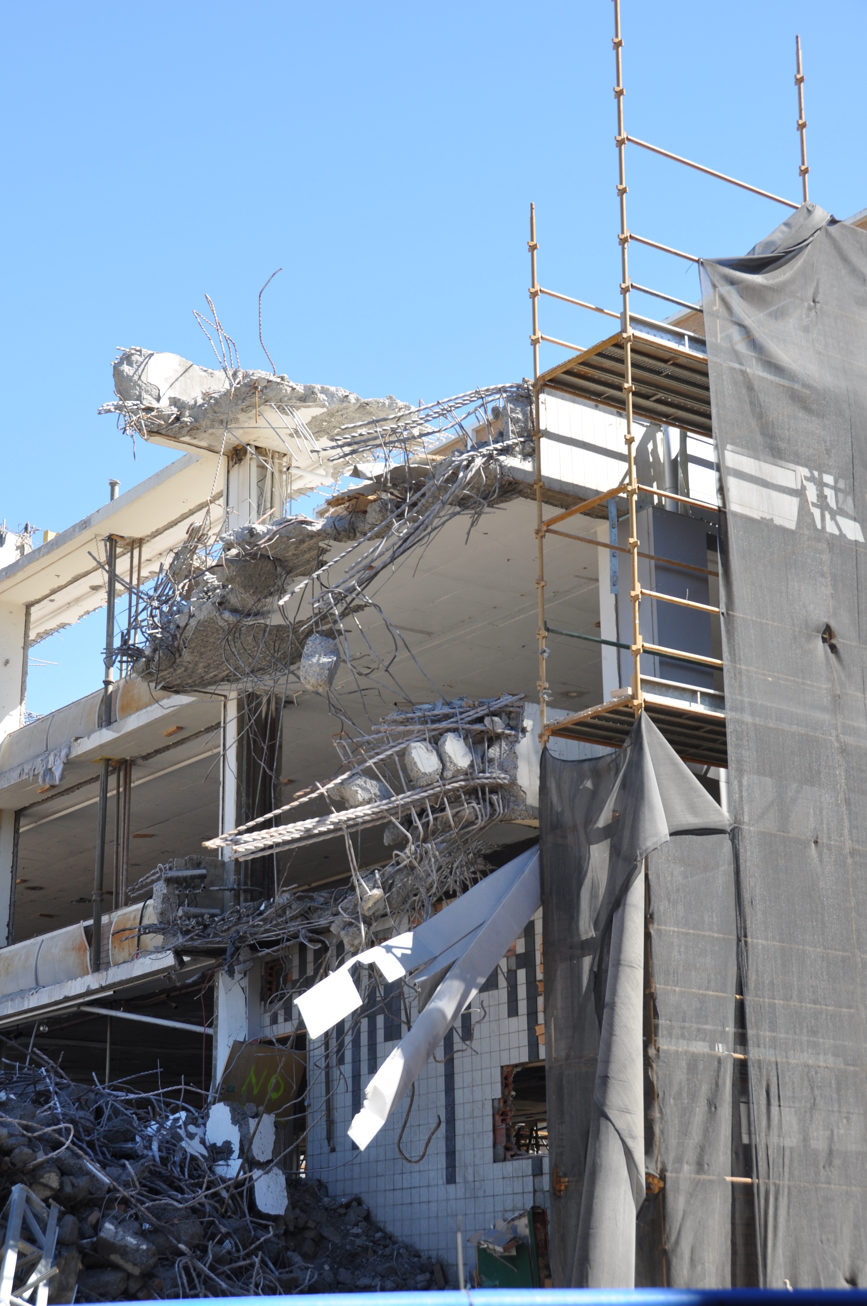 https://archive.abp.unimelb.edu.au/objects/images/Pre-construction/Demolition/ABP/DSC08267F.jpg https://archive.abp.unimelb.edu.au/objects/images/Pre-construction/Demolition/ABP/DSC08267F.jpg