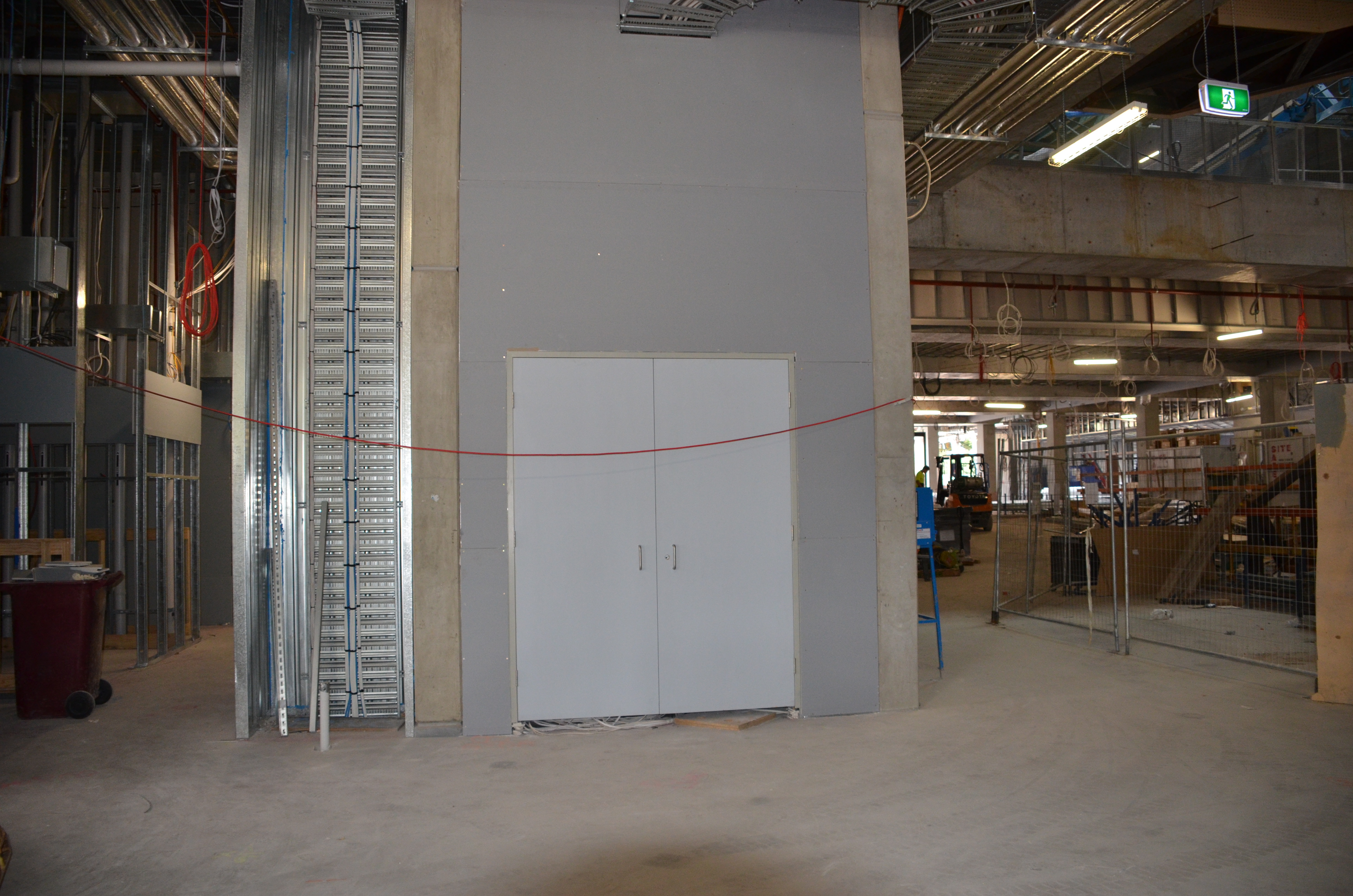 https://archive.abp.unimelb.edu.au/objects/images/Construction/Images/Doors and door frames/Flush panel doors/DSC_6452.JPG