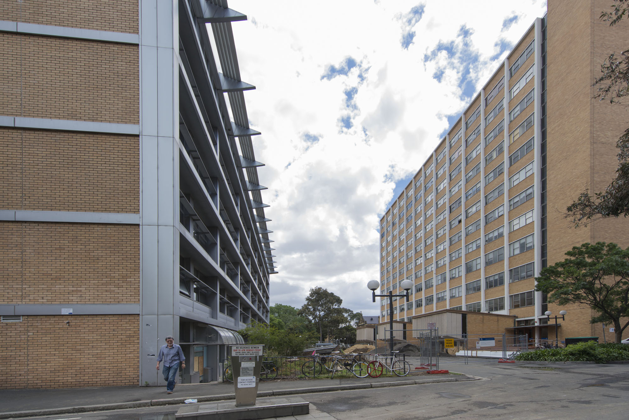 https://archive.abp.unimelb.edu.au/objects/images/Old ABP building and pre-existing conditions/ABP & Old Commerce/External-ALipsysPhotog/20121109-_AVL7548.jpg https://archive.abp.unimelb.edu.au/objects/images/Old ABP building and pre-existing conditions/ABP & Old Commerce/External-ALipsysPhotog/20121109-_AVL7548.jpg