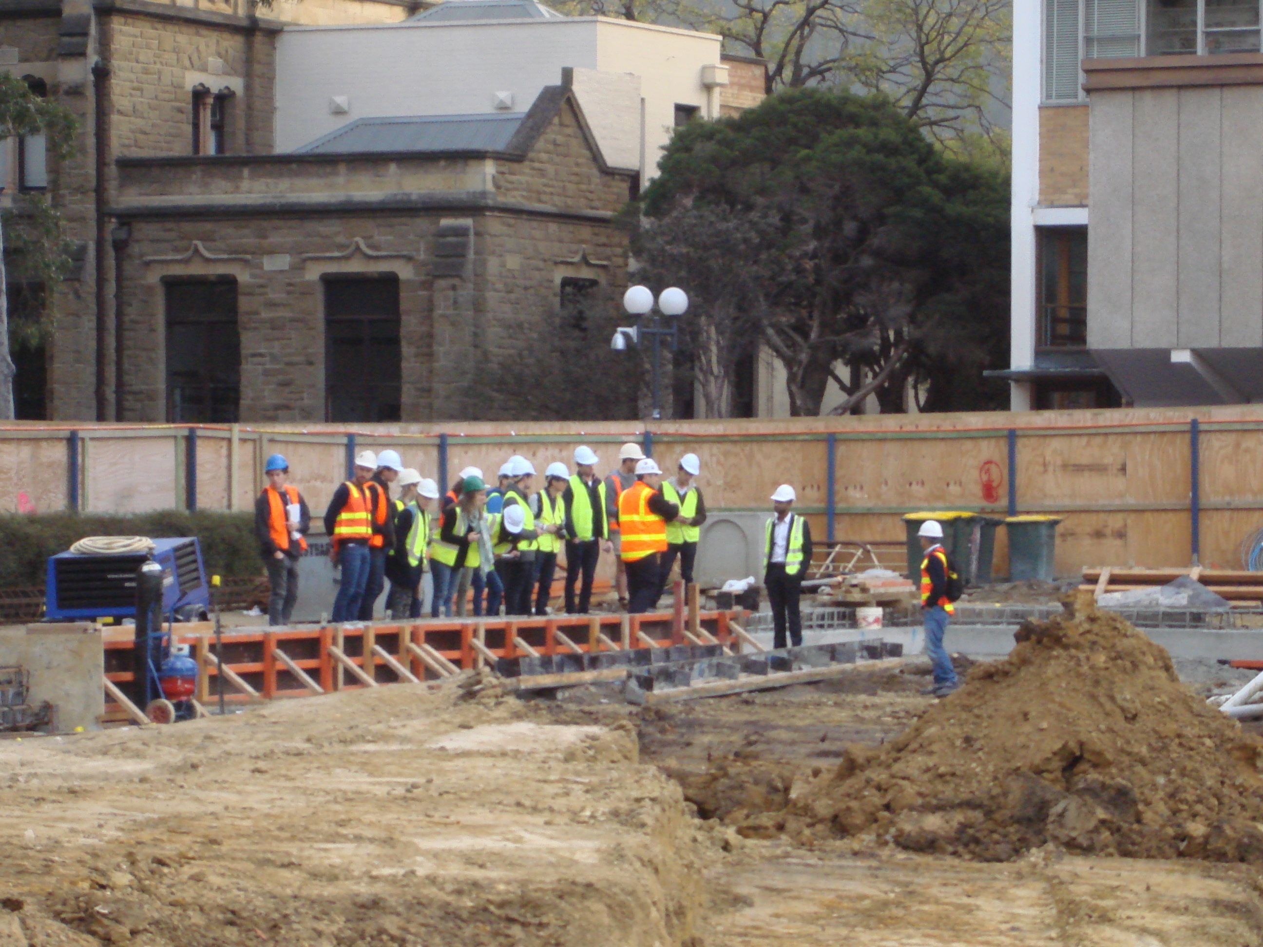 https://archive.abp.unimelb.edu.au/objects/images/Construction/Images/Basement/Capping beams/DSC_0160A.JPG https://archive.abp.unimelb.edu.au/objects/images/Construction/Images/Basement/Capping beams/DSC_0160A.JPG