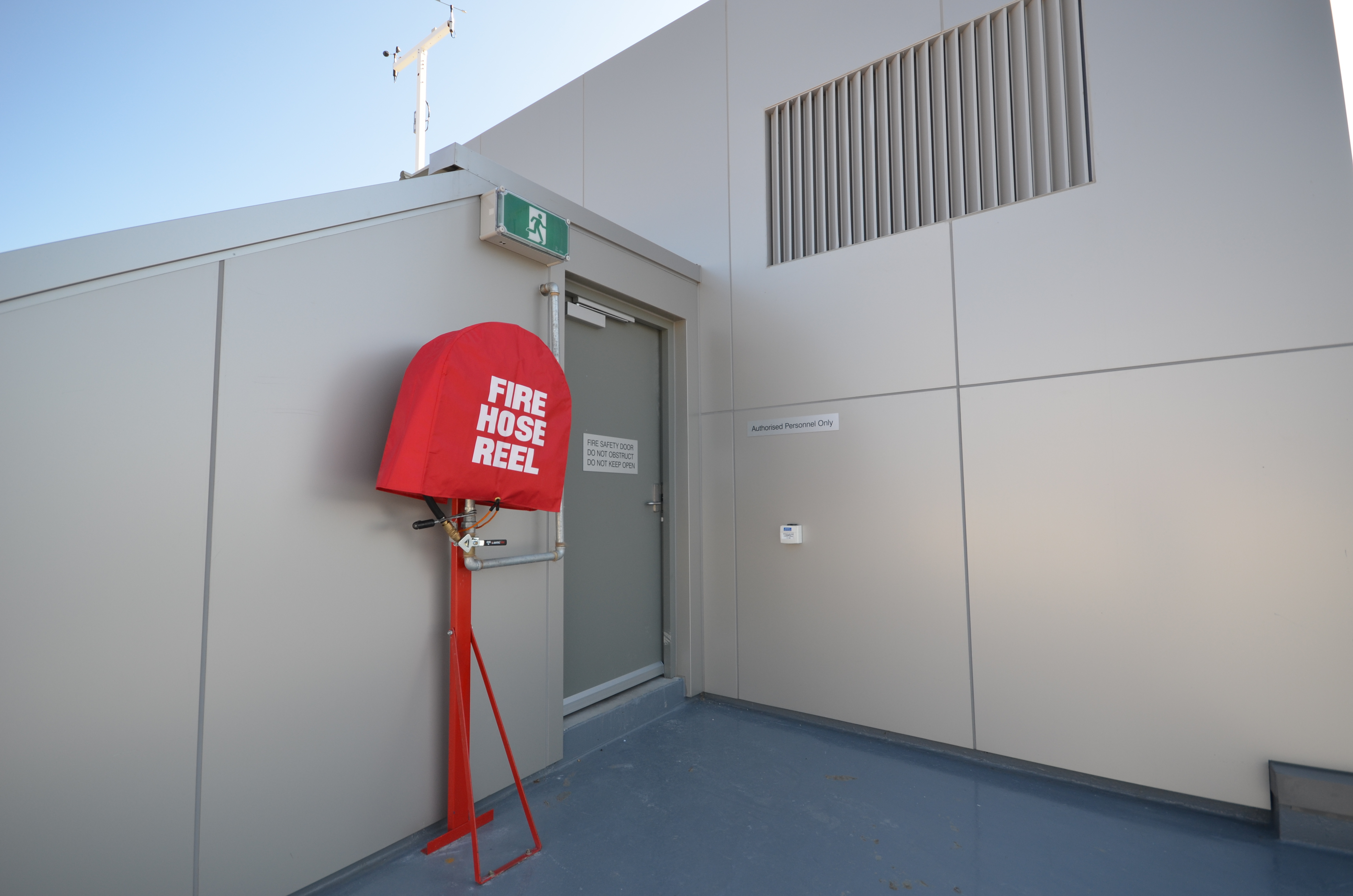 https://archive.abp.unimelb.edu.au/objects/images/Construction/Images/Services/Fire services/DSD_0095.JPG https://archive.abp.unimelb.edu.au/objects/images/Construction/Images/Services/Fire services/DSD_0095.JPG