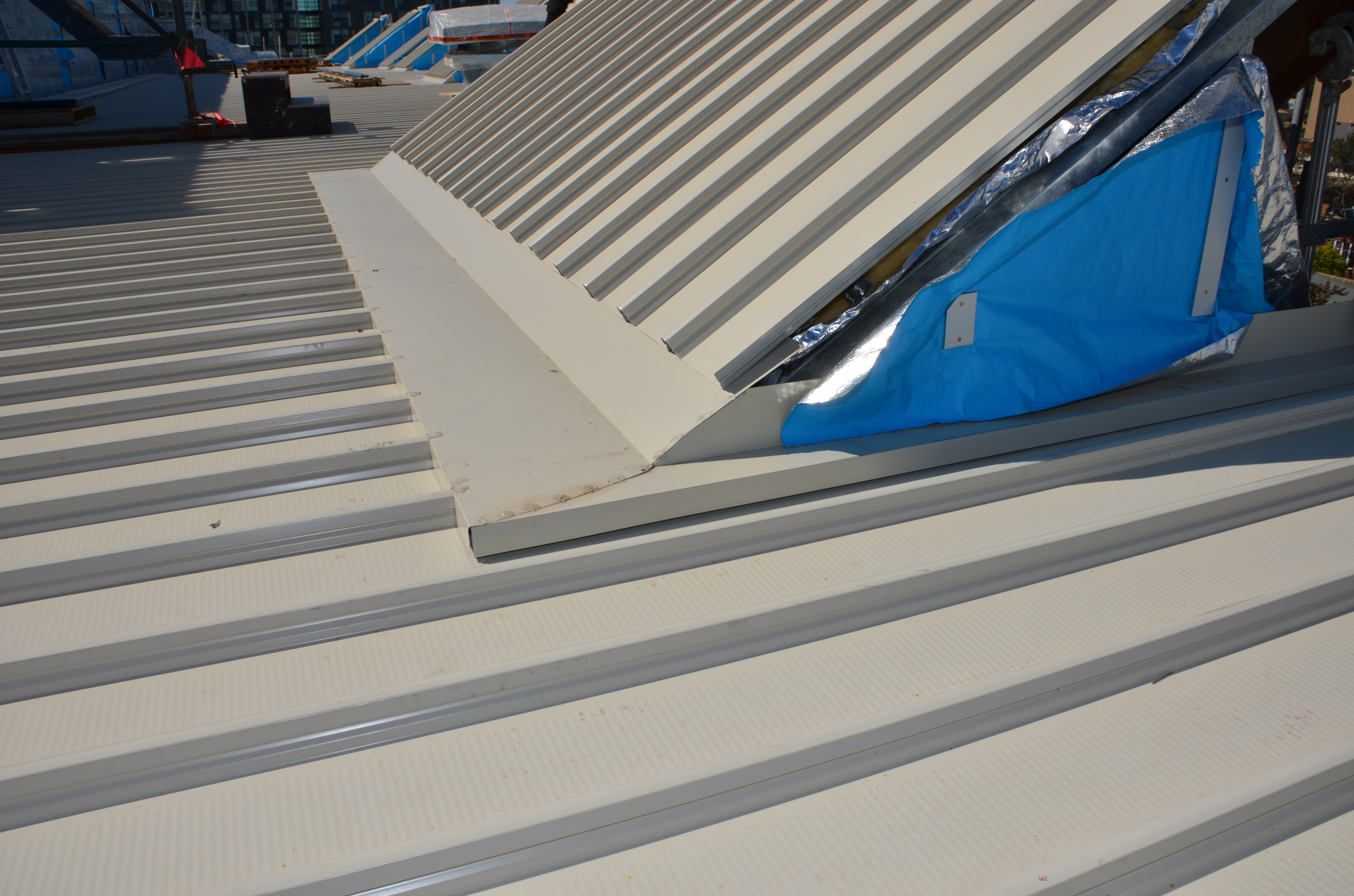 https://archive.abp.unimelb.edu.au/objects/images/Construction/Images/Roof/Roof sheeting, flashings and gutters/DSC_6494.JPG https://archive.abp.unimelb.edu.au/objects/images/Construction/Images/Roof/Roof sheeting, flashings and gutters/DSC_6494.JPG