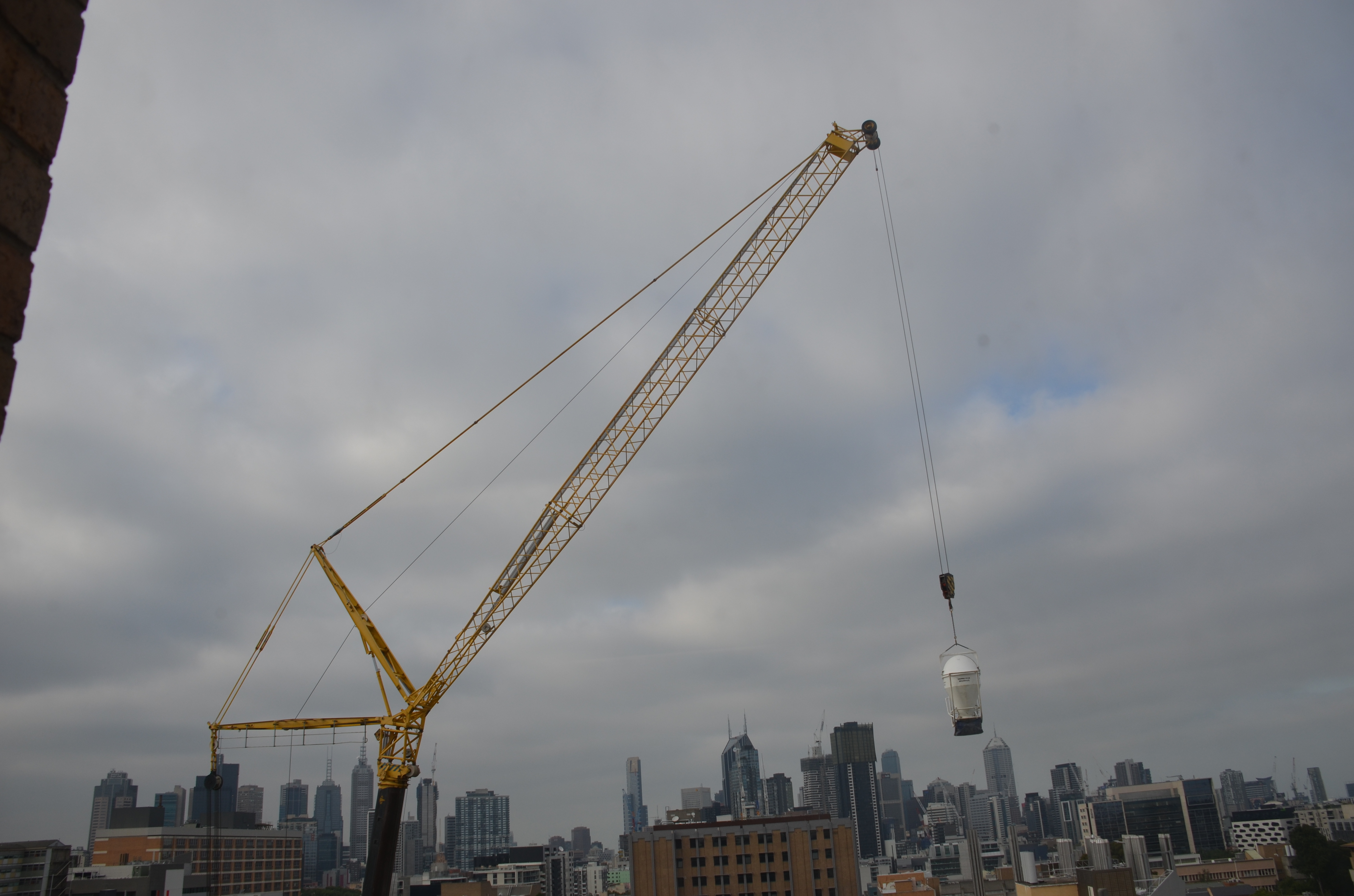 https://archive.abp.unimelb.edu.au/objects/images/Construction/Images/Plant and Equipment/350T mobile crane/DSC_5834.JPG