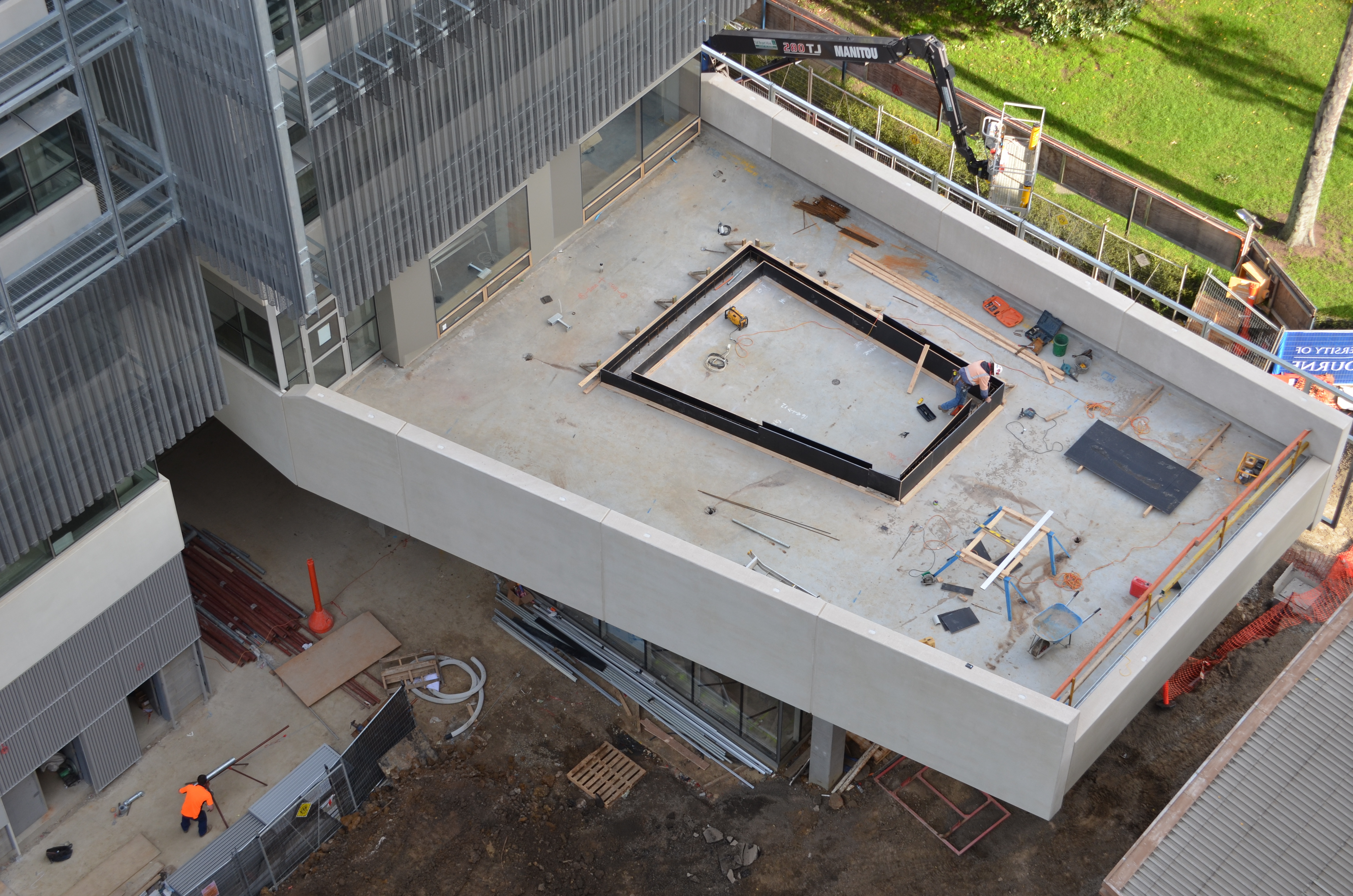 https://archive.abp.unimelb.edu.au/objects/images/Construction/Images/External Works/Dean's terrace/DSC_8496.JPG https://archive.abp.unimelb.edu.au/objects/images/Construction/Images/External Works/Dean's terrace/DSC_8496.JPG