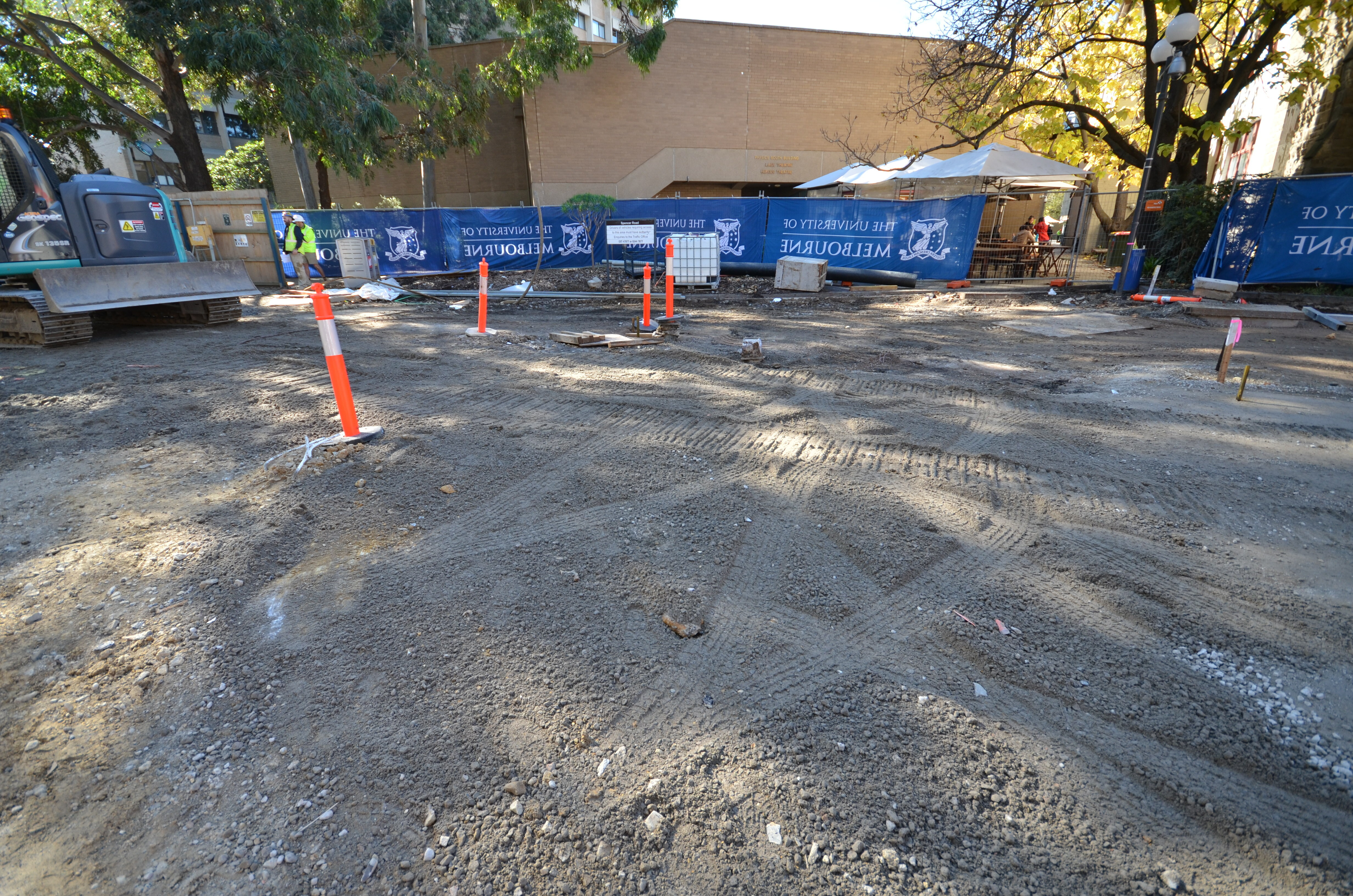 https://archive.abp.unimelb.edu.au/objects/images/Construction/Images/External Works/Groundworks/DSC_7637.JPG https://archive.abp.unimelb.edu.au/objects/images/Construction/Images/External Works/Groundworks/DSC_7637.JPG