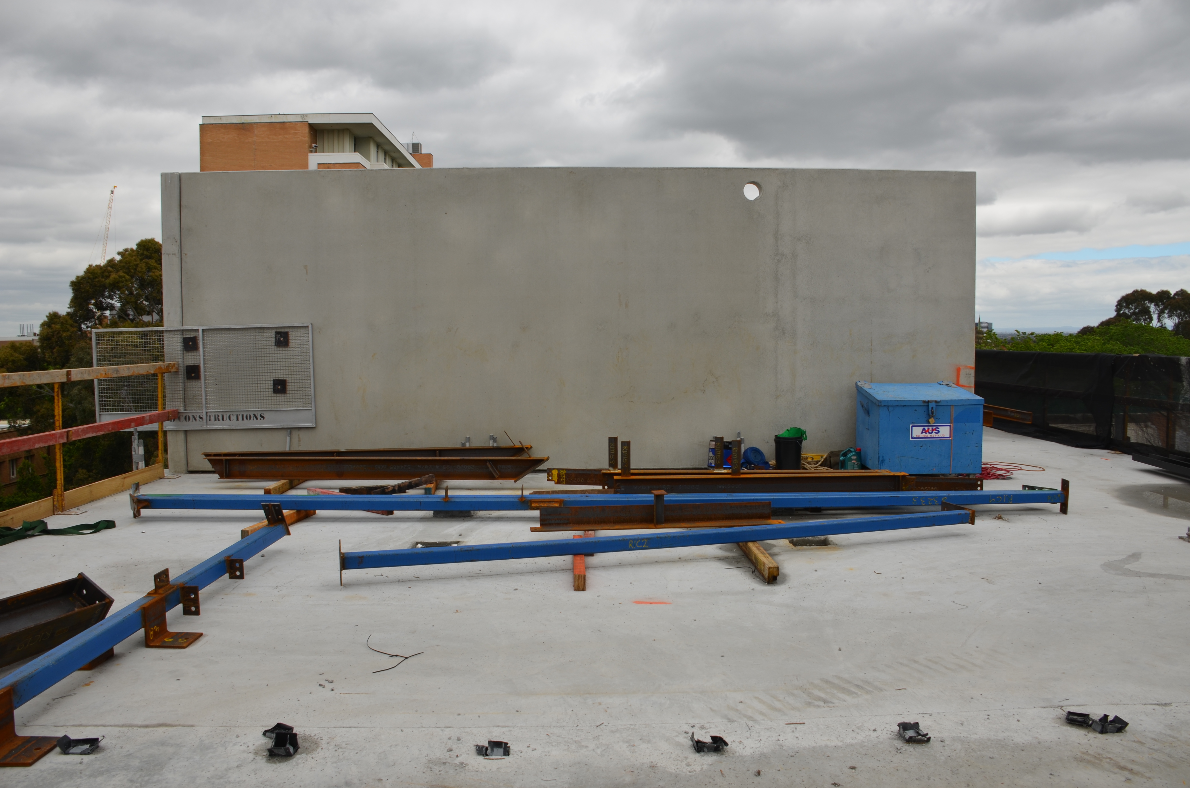https://archive.abp.unimelb.edu.au/objects/images/Construction/Images/Structural steel/General roof/DSC_3435.JPG