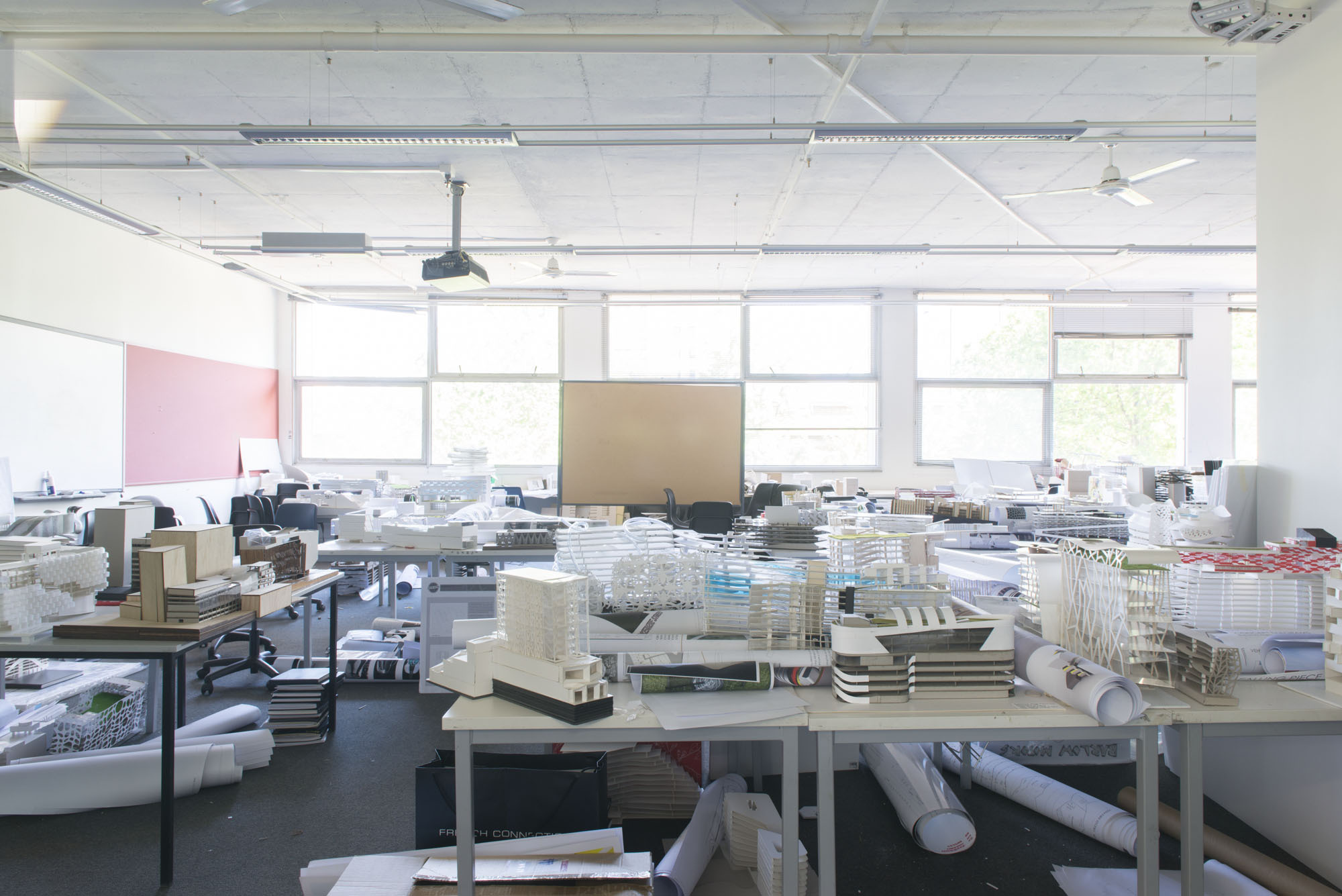 https://archive.abp.unimelb.edu.au/objects/images/Old ABP building and pre-existing conditions/ABP & Old Commerce/Internal-ALipsysPhotog/20121108-_AVL7409.jpg