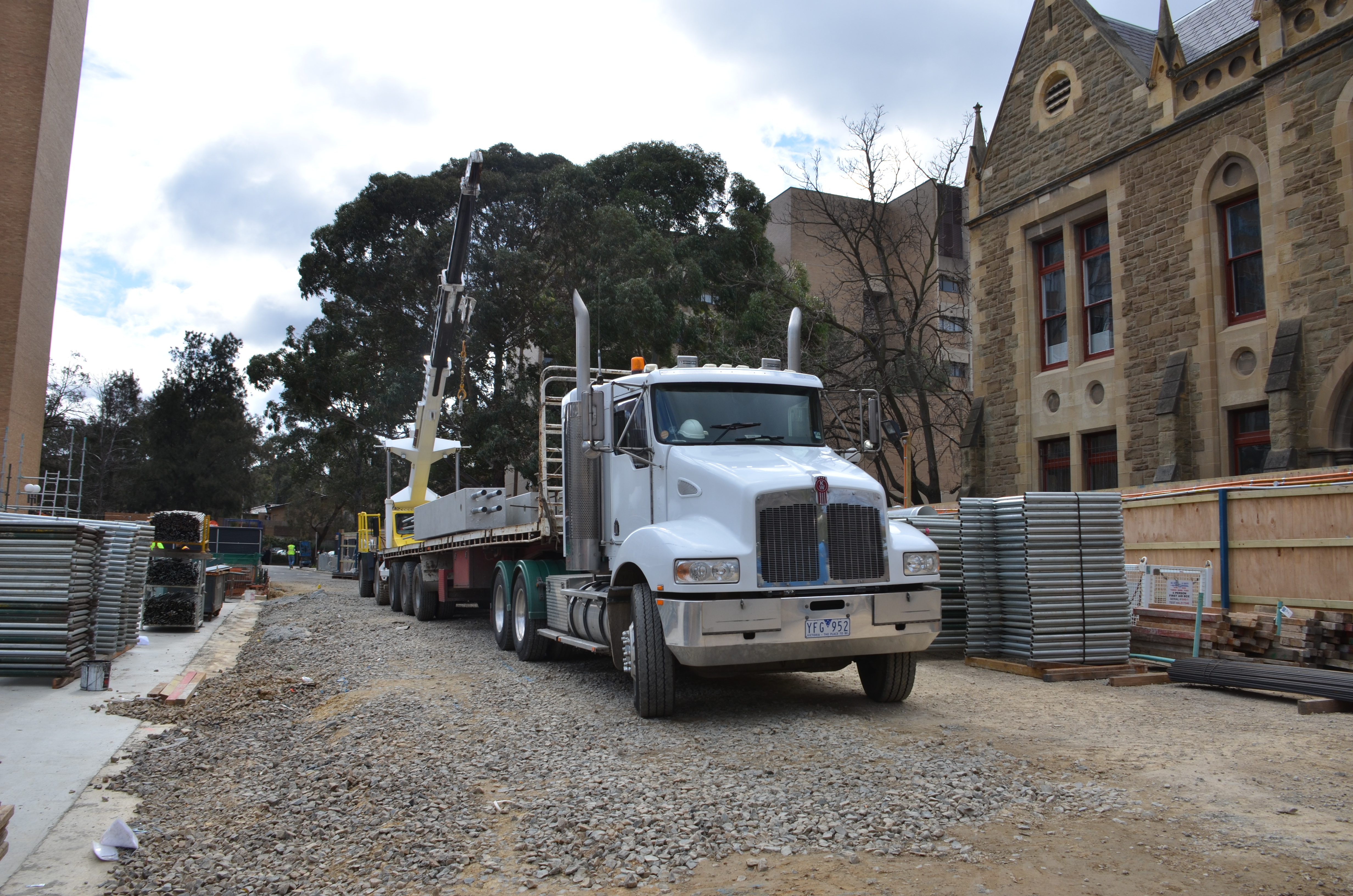 https://archive.abp.unimelb.edu.au/objects/images/Construction/Images/Precast structural concrete walls and columns/Level 1/DSC_1336.JPG https://archive.abp.unimelb.edu.au/objects/images/Construction/Images/Precast structural concrete walls and columns/Level 1/DSC_1336.JPG