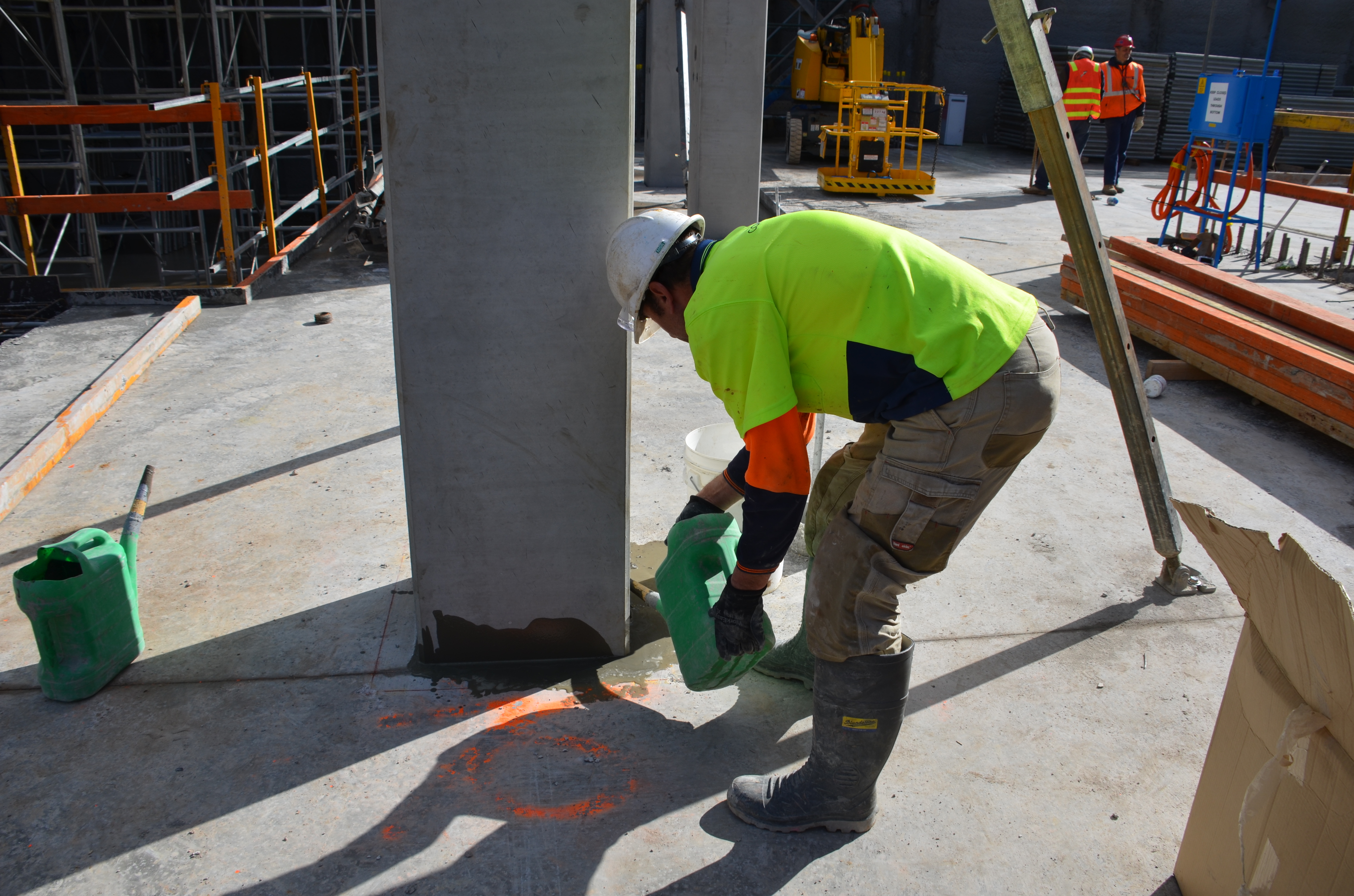 https://archive.abp.unimelb.edu.au/objects/images/Construction/Images/Precast structural concrete walls and columns/Basement/DSC_1001.JPG