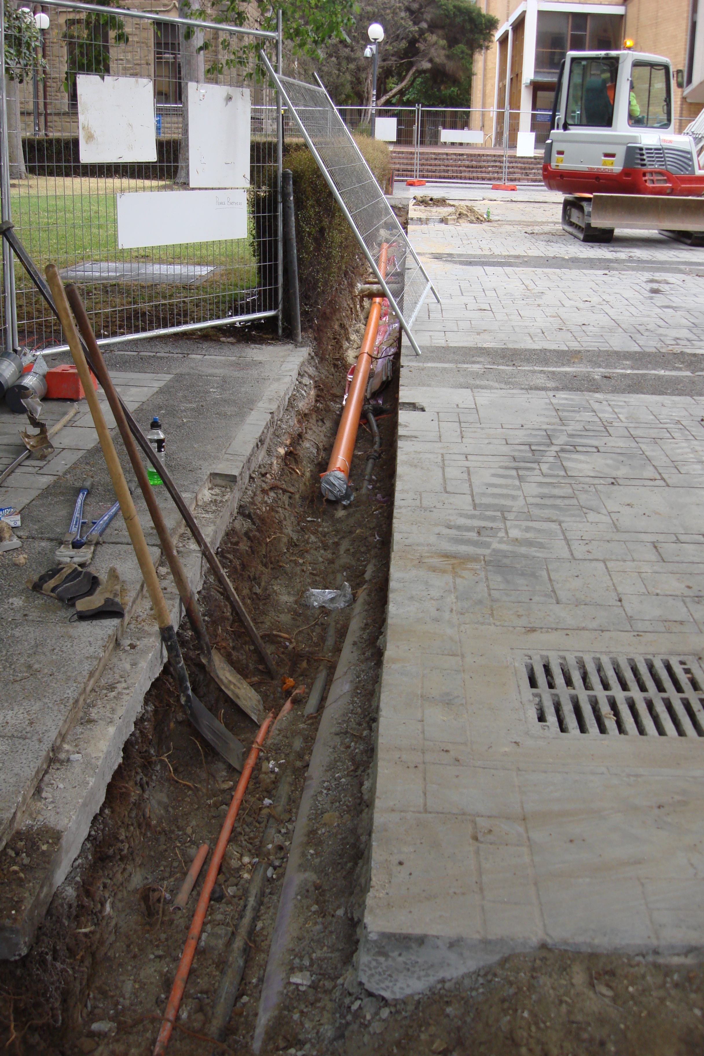 https://archive.abp.unimelb.edu.au/objects/images/Pre-construction/Enabling works/DSC07717.JPG