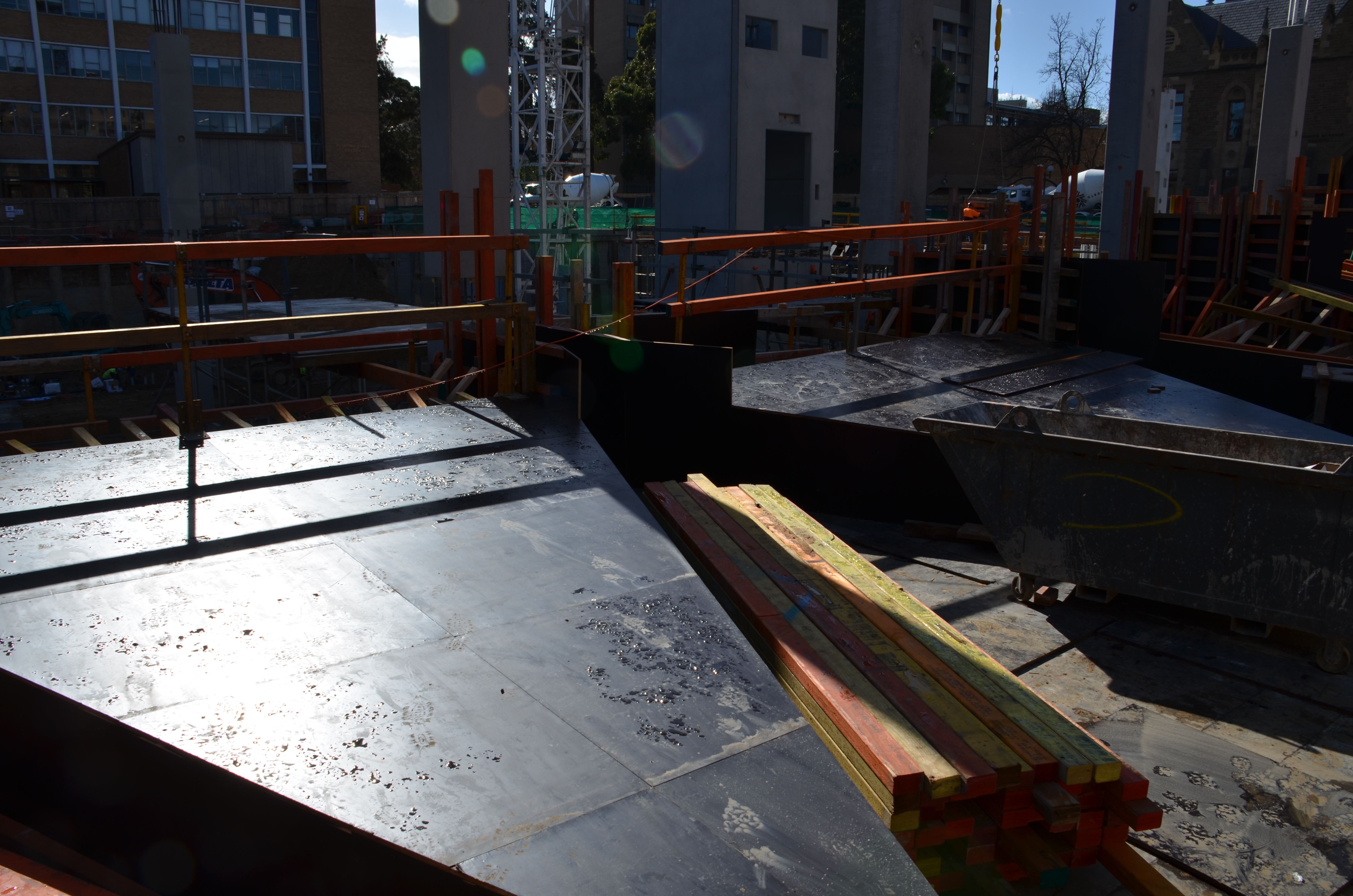 https://archive.abp.unimelb.edu.au/objects/images/Construction/Images/Concrete suspended slabs and beams/Wishbone beams library/DSC_0853.JPG
