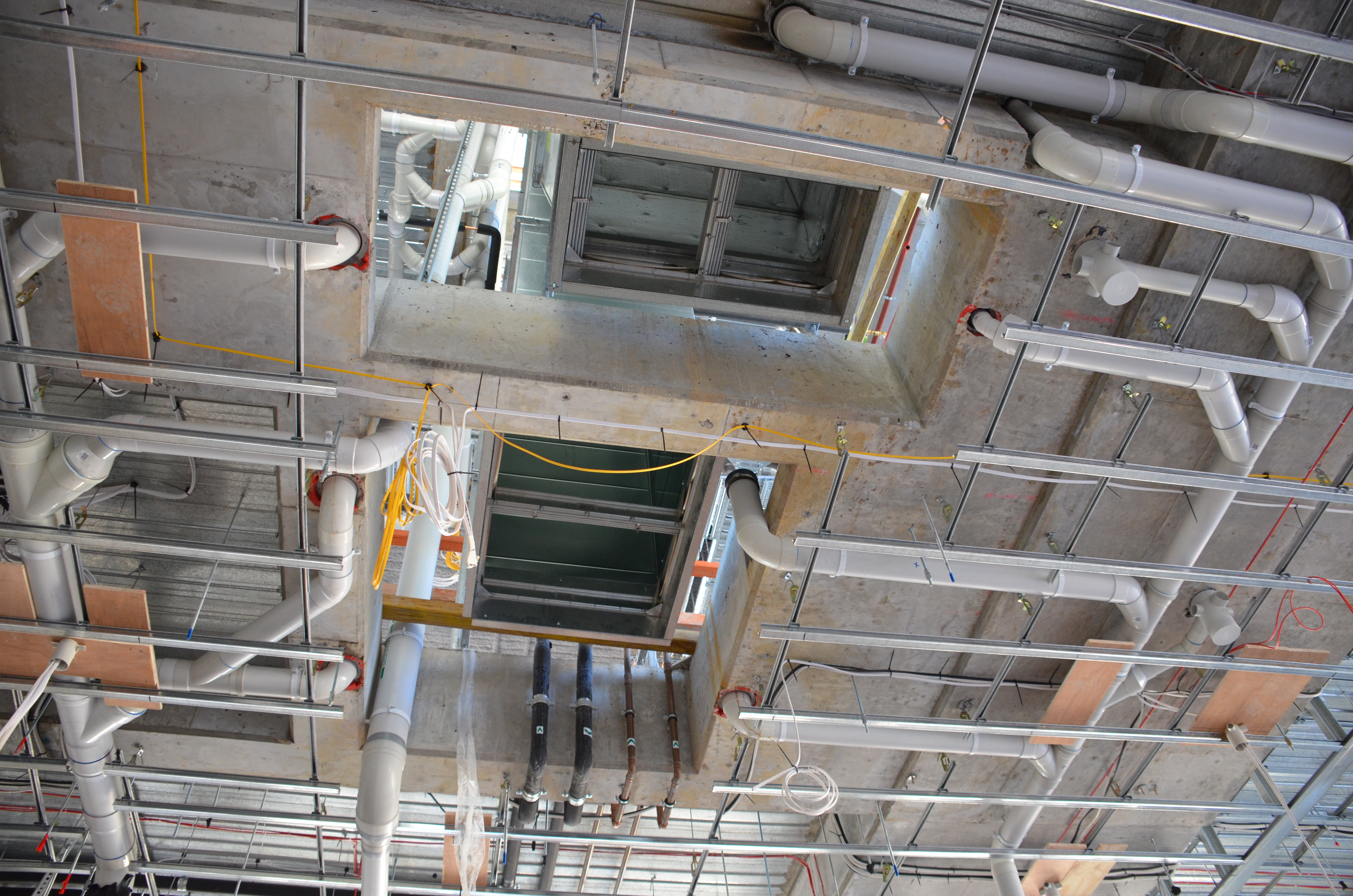 https://archive.abp.unimelb.edu.au/objects/images/Construction/Images/Services/Riser shafts/DSC_4277.JPG