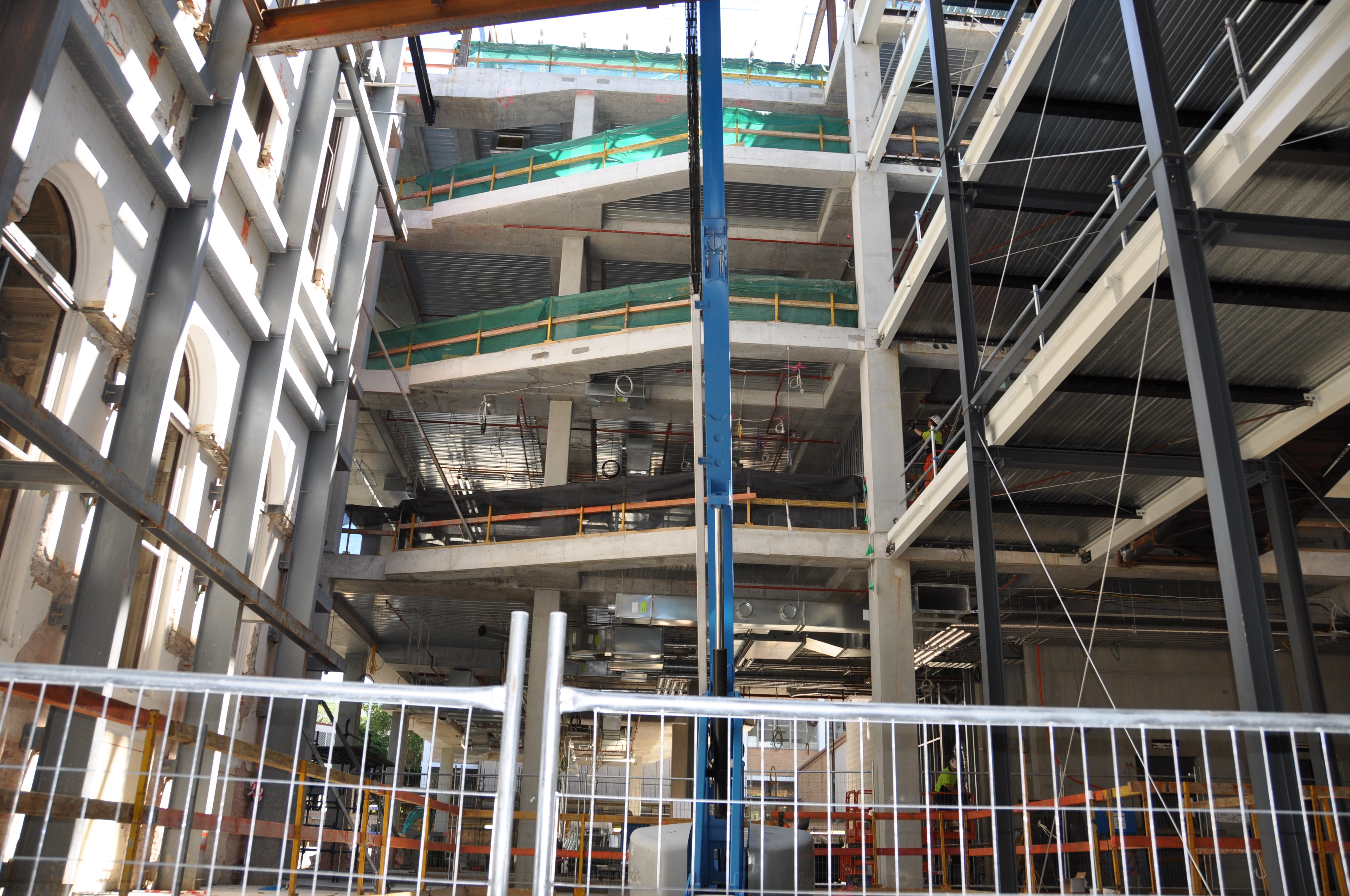 https://archive.abp.unimelb.edu.au/objects/images/Construction/Images/Structural steel/Jungle jim/DSC_4154.JPG