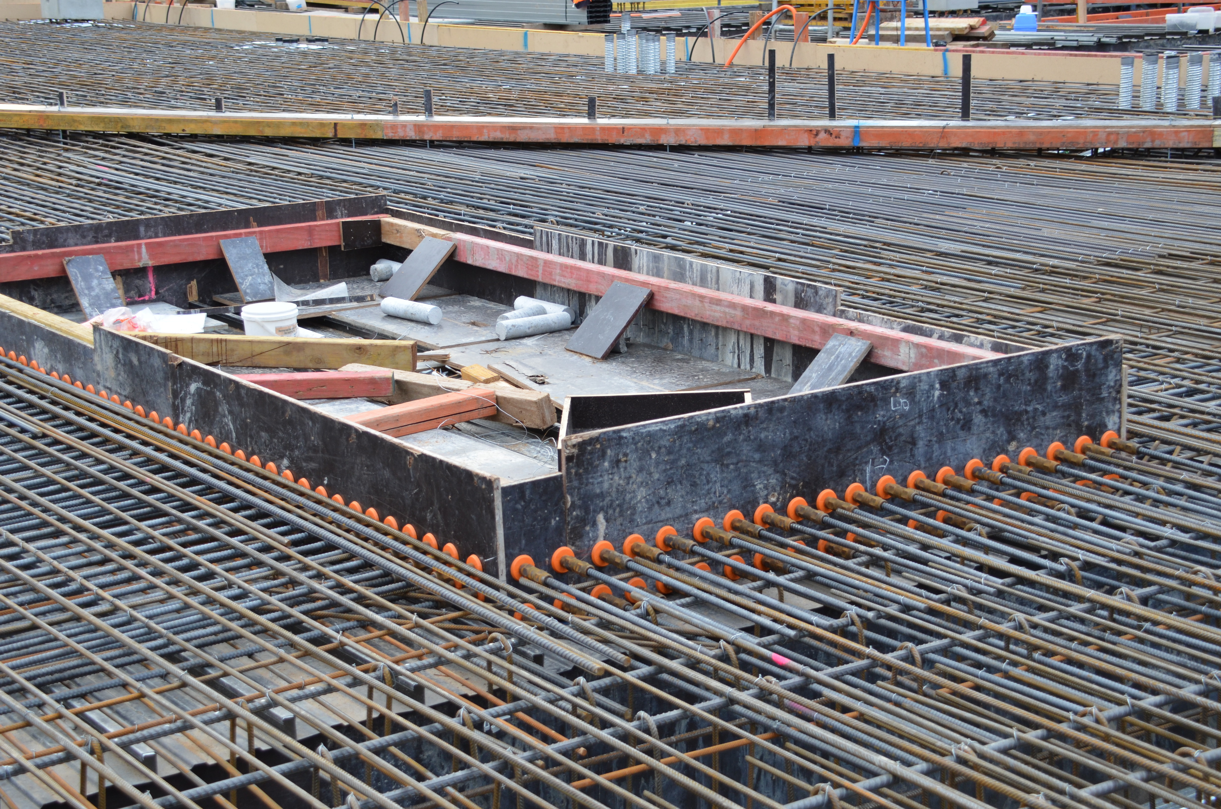 https://archive.abp.unimelb.edu.au/objects/images/Construction/Images/Concrete suspended slabs and beams/Ground level & formwork/DSC_1280.JPG https://archive.abp.unimelb.edu.au/objects/images/Construction/Images/Concrete suspended slabs and beams/Ground level & formwork/DSC_1280.JPG