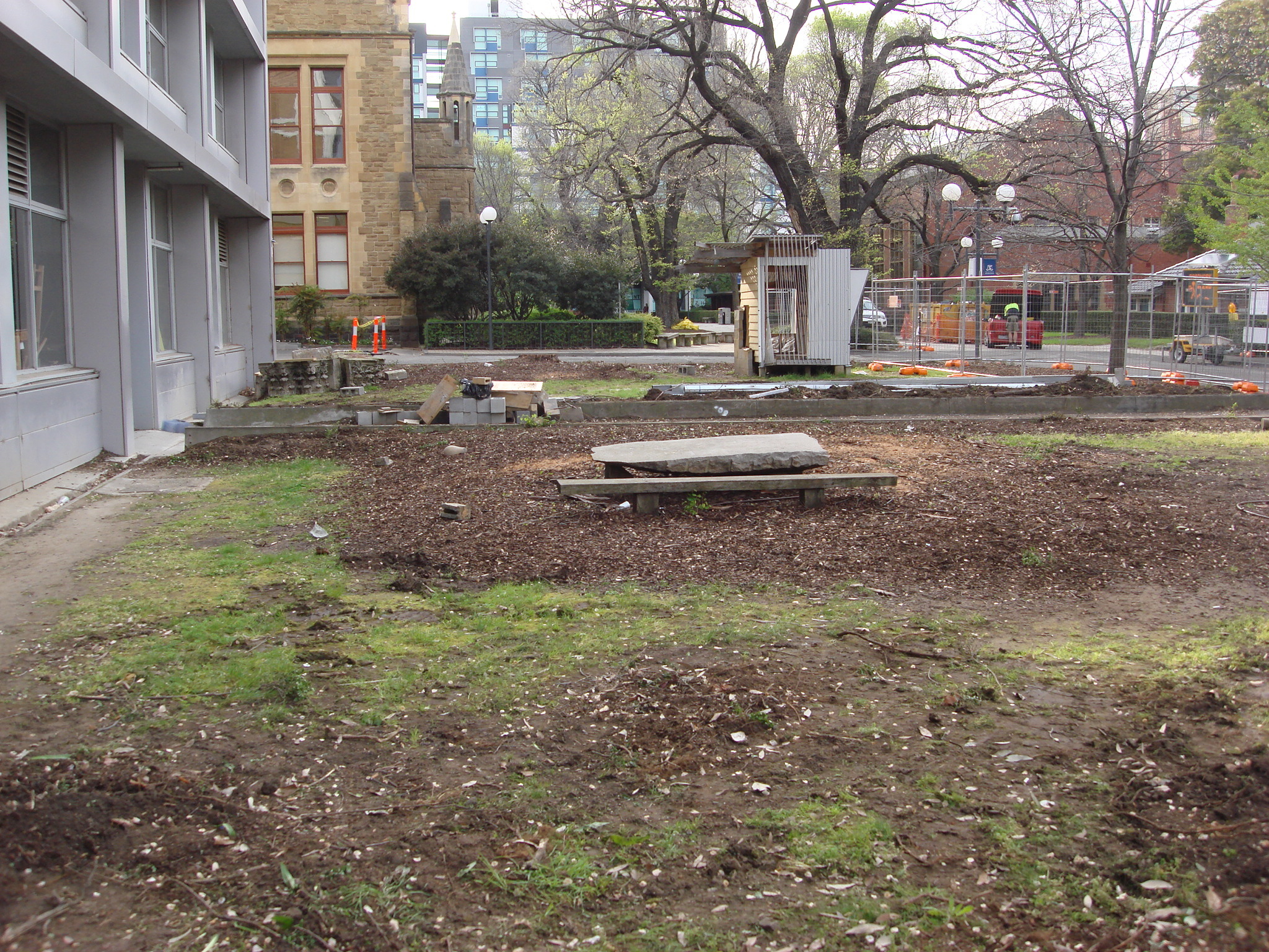 https://archive.abp.unimelb.edu.au/objects/images/Pre-construction/Tree removal - Peter Ashford/DSC07496.JPG https://archive.abp.unimelb.edu.au/objects/images/Pre-construction/Tree removal - Peter Ashford/DSC07496.JPG