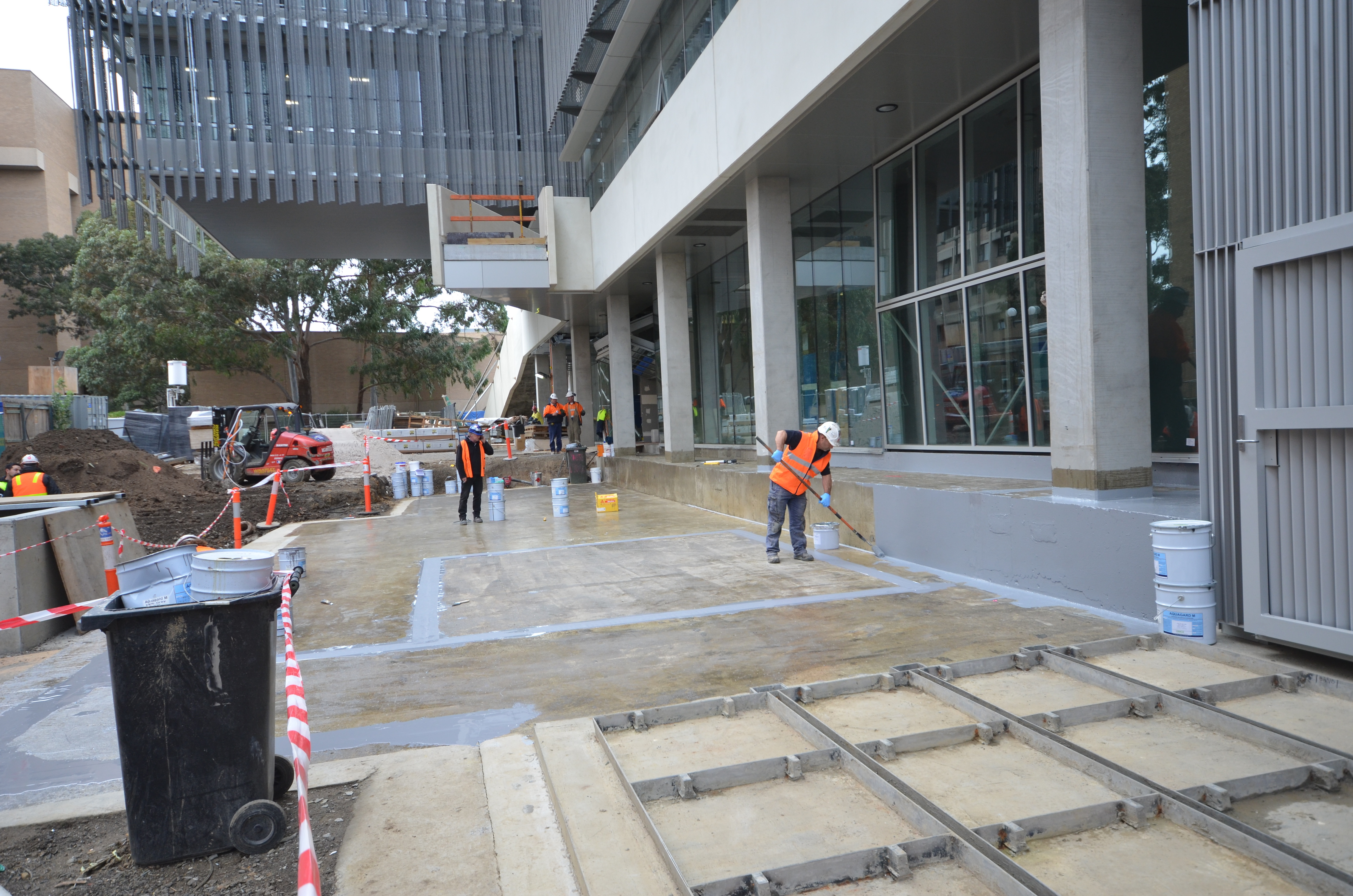 https://archive.abp.unimelb.edu.au/objects/images/Construction/Images/External Works/Tanking/DSC_8866.JPG https://archive.abp.unimelb.edu.au/objects/images/Construction/Images/External Works/Tanking/DSC_8866.JPG