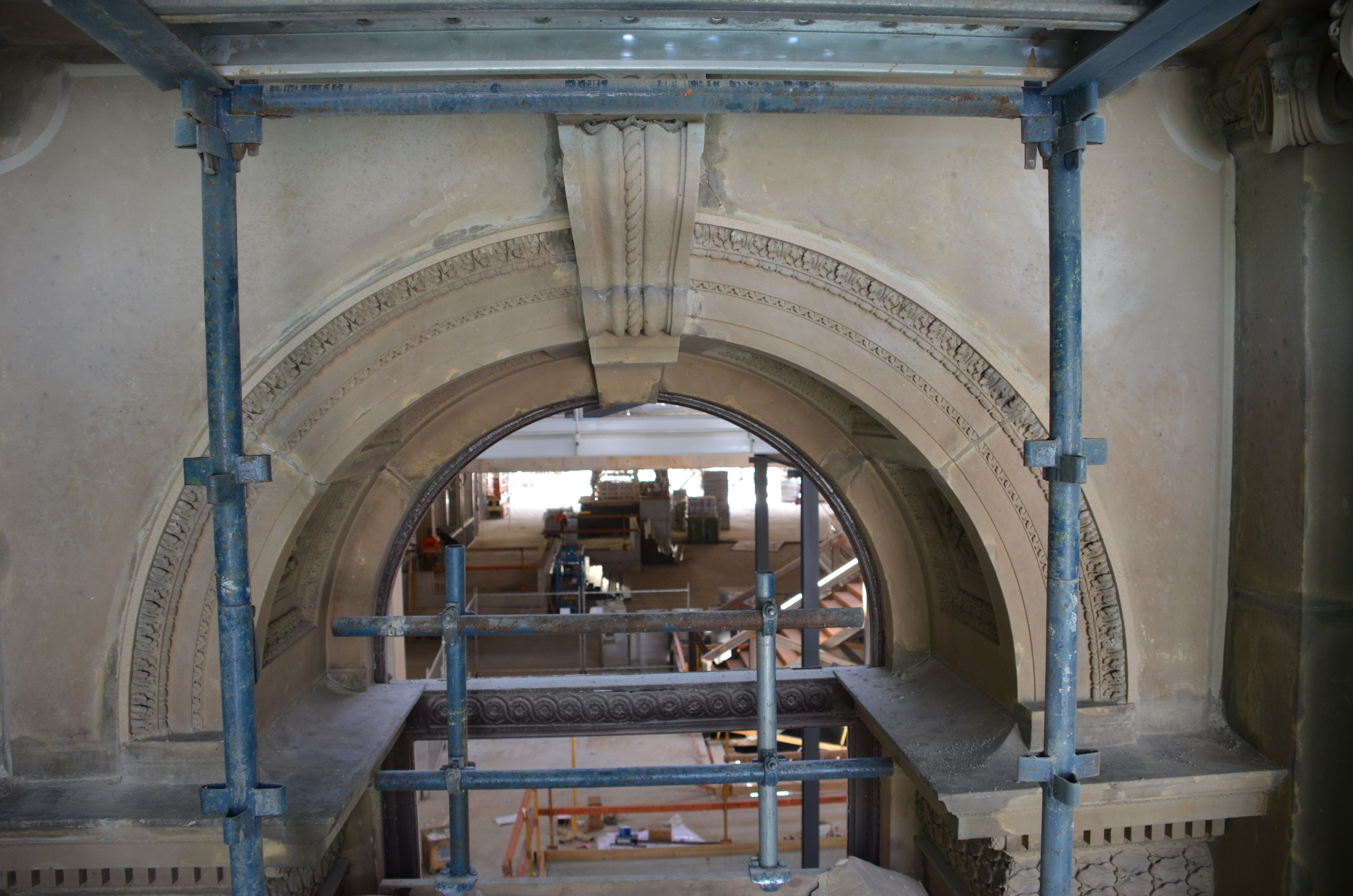 https://archive.abp.unimelb.edu.au/objects/images/Construction/Images/Facades/Joseph Reed/Restoration during BM construction/DSC_4506.JPG https://archive.abp.unimelb.edu.au/objects/images/Construction/Images/Facades/Joseph Reed/Restoration during BM construction/DSC_4506.JPG