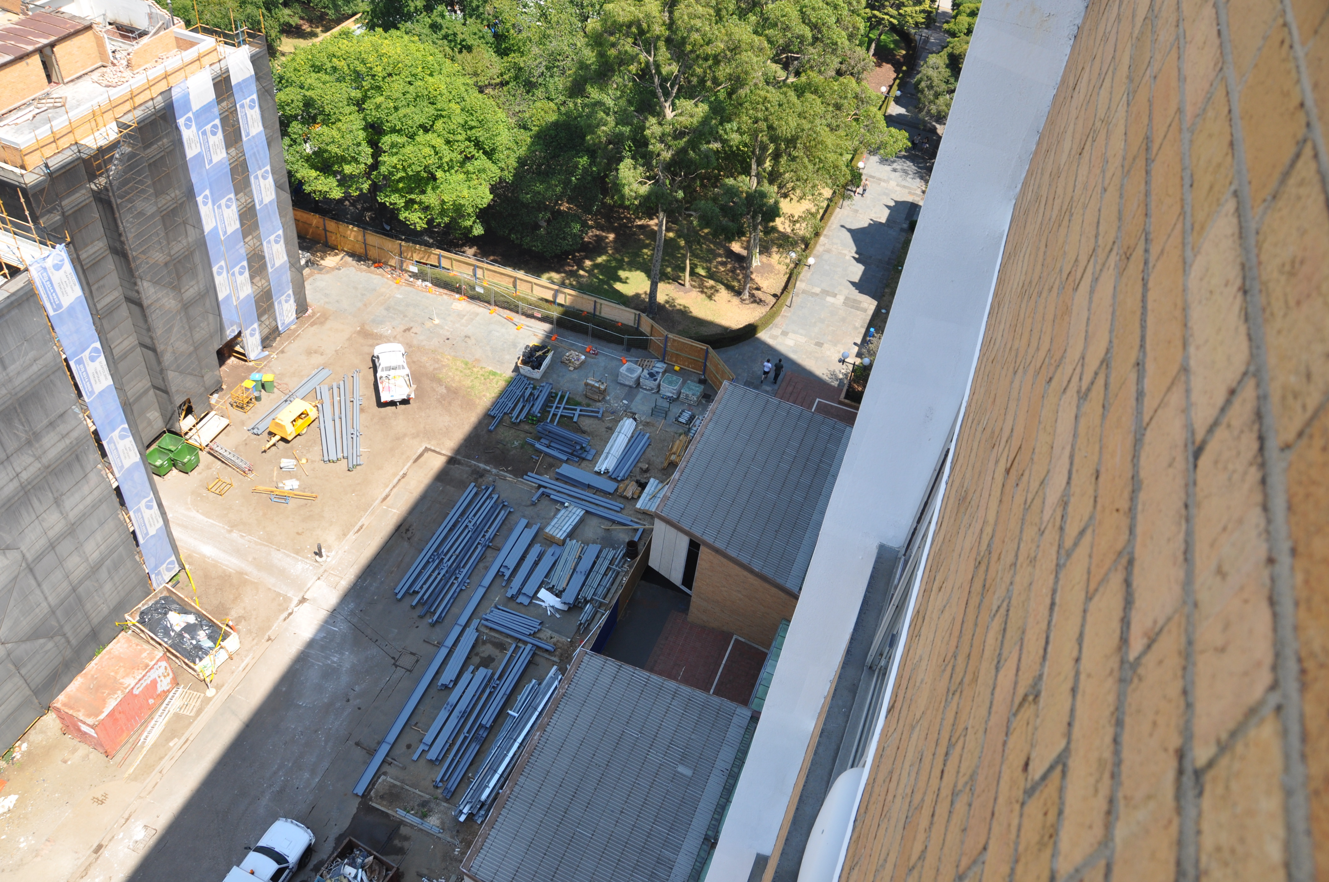 https://archive.abp.unimelb.edu.au/objects/images/Pre-construction/Joseph Reed facade works/DSC08151A.jpg https://archive.abp.unimelb.edu.au/objects/images/Pre-construction/Joseph Reed facade works/DSC08151A.jpg