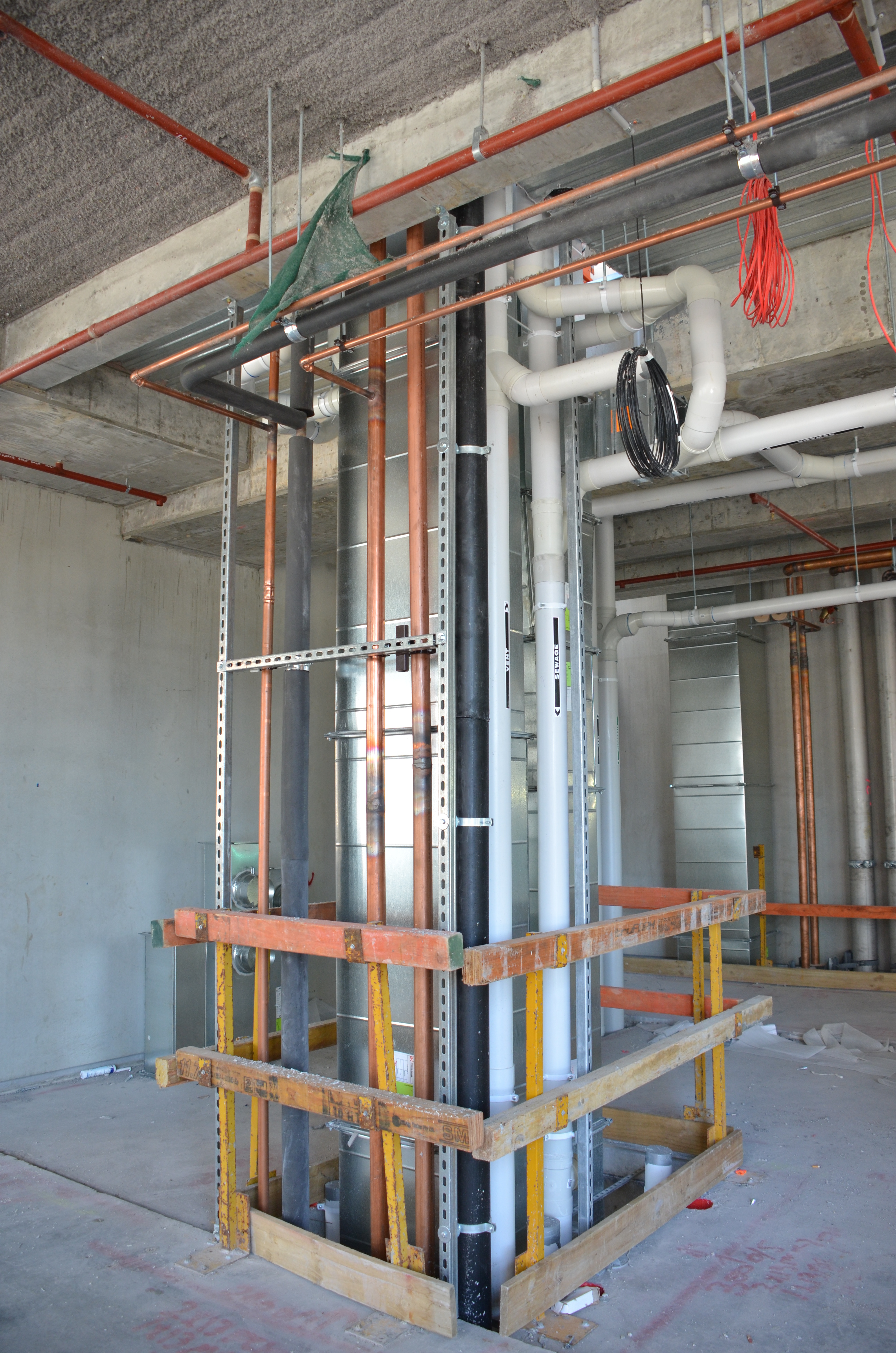 https://archive.abp.unimelb.edu.au/objects/images/Construction/Images/Walls/Riser shafts/DSC_4382.JPG