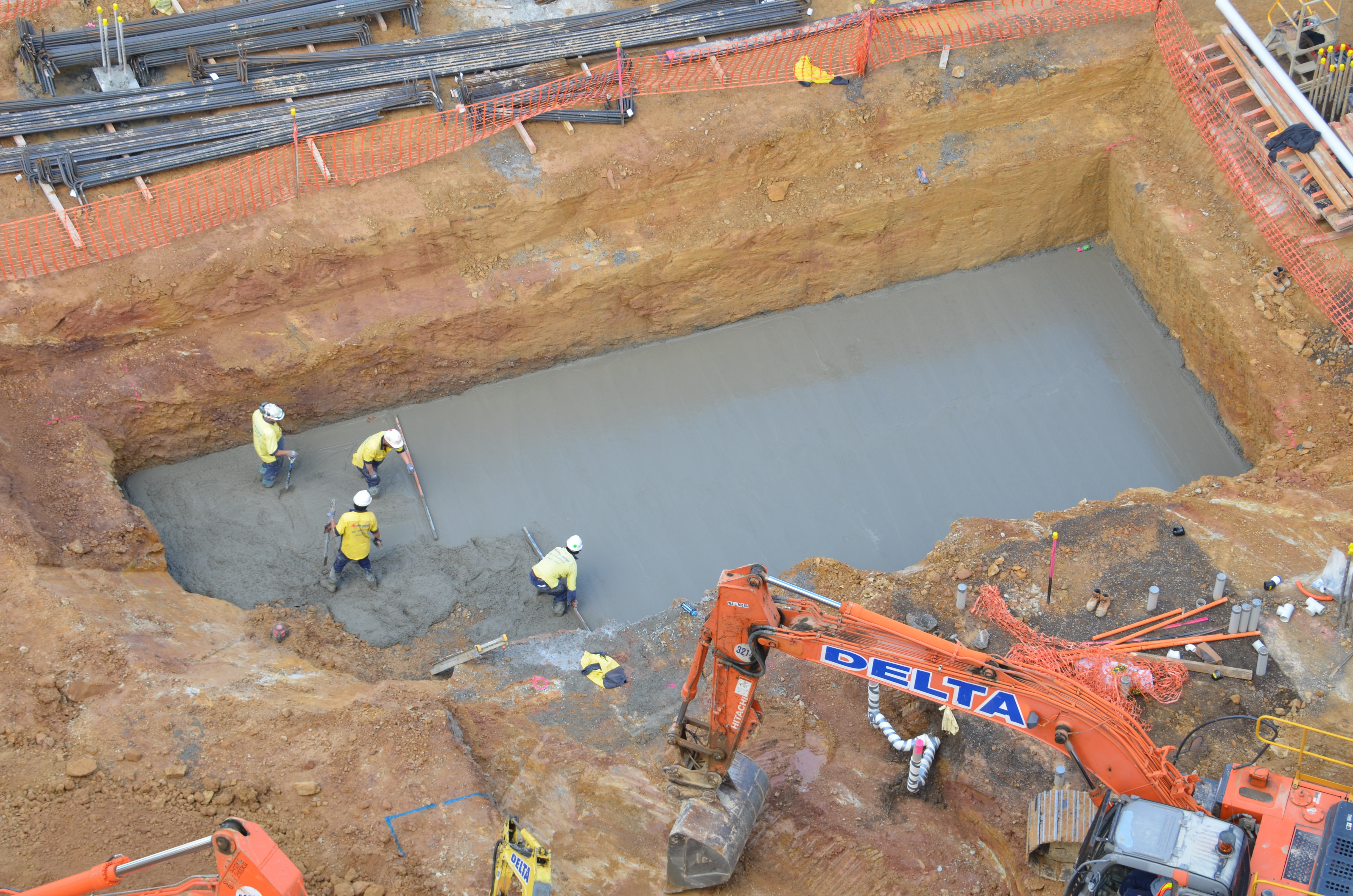 https://archive.abp.unimelb.edu.au/objects/images/Construction/Images/Pad footings & raft footings/DSC_0736.JPG