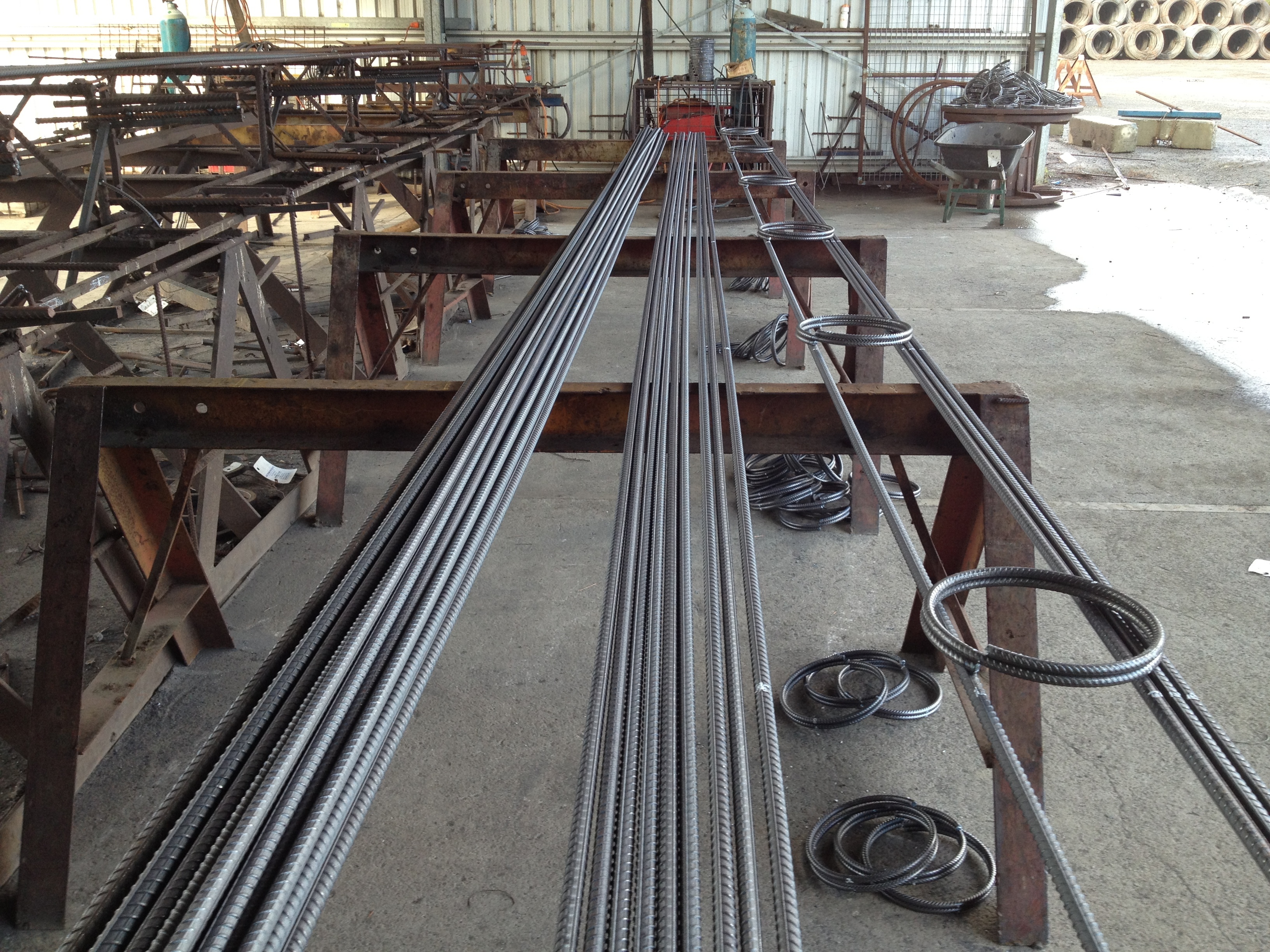 https://archive.abp.unimelb.edu.au/objects/images/Construction/Images/Basement/BM Bored pier reinforcement fabrication/IMG_0888.jpg