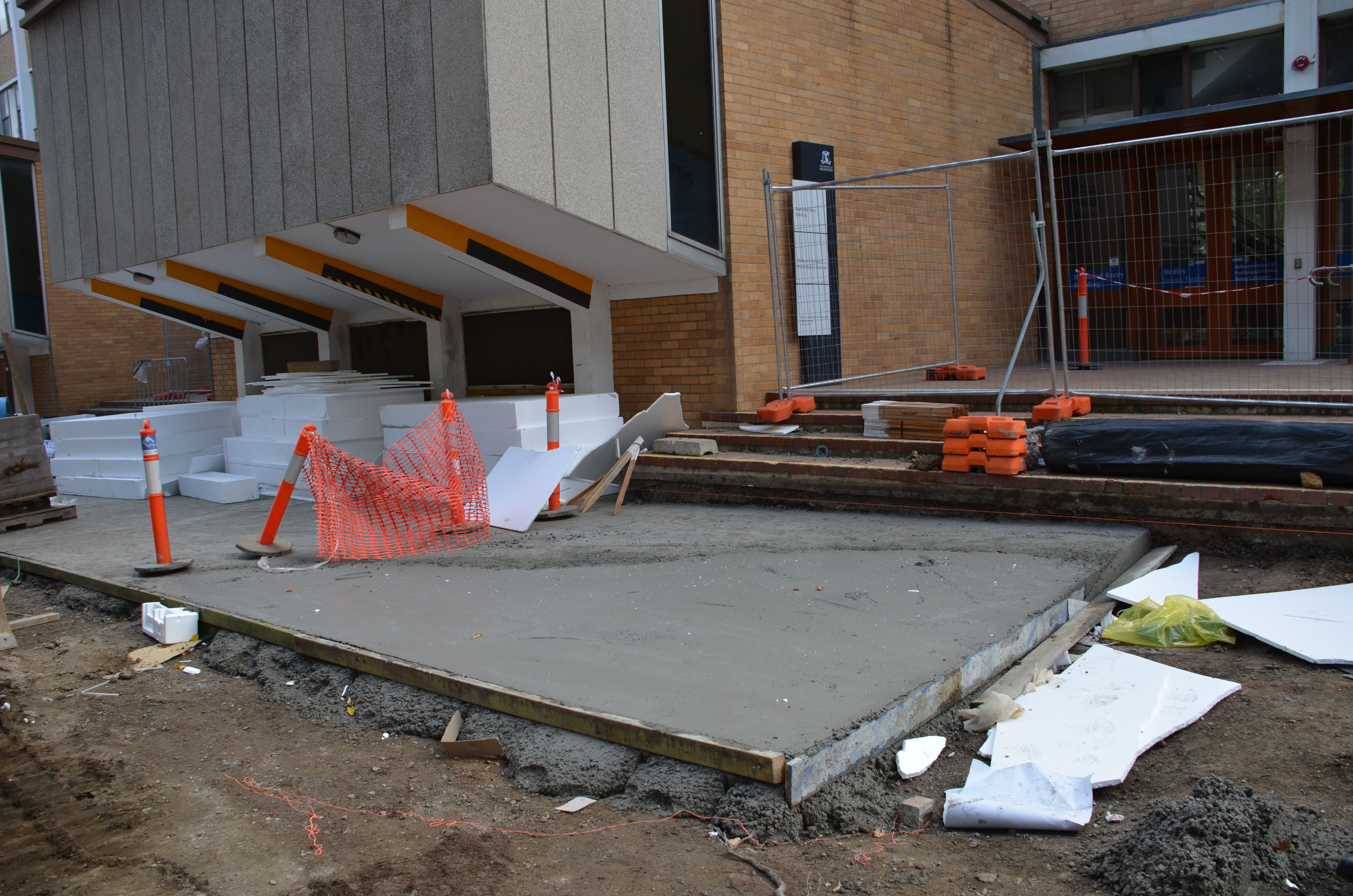 https://archive.abp.unimelb.edu.au/objects/images/Construction/Images/External Works/Groundworks/DSC_9037.JPG https://archive.abp.unimelb.edu.au/objects/images/Construction/Images/External Works/Groundworks/DSC_9037.JPG