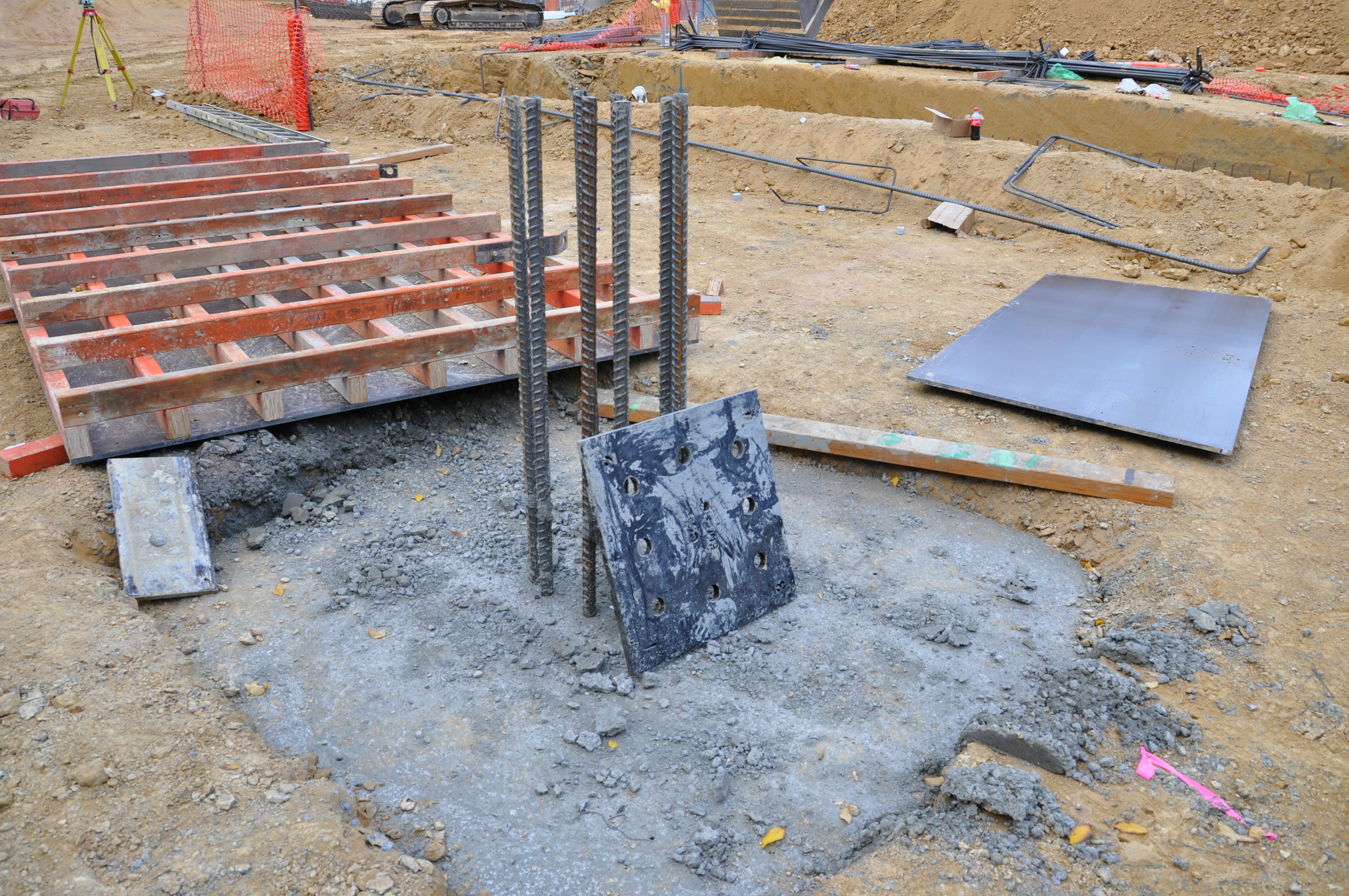 https://archive.abp.unimelb.edu.au/objects/images/Construction/Images/Pad footings & raft footings/DSC_0266.JPG