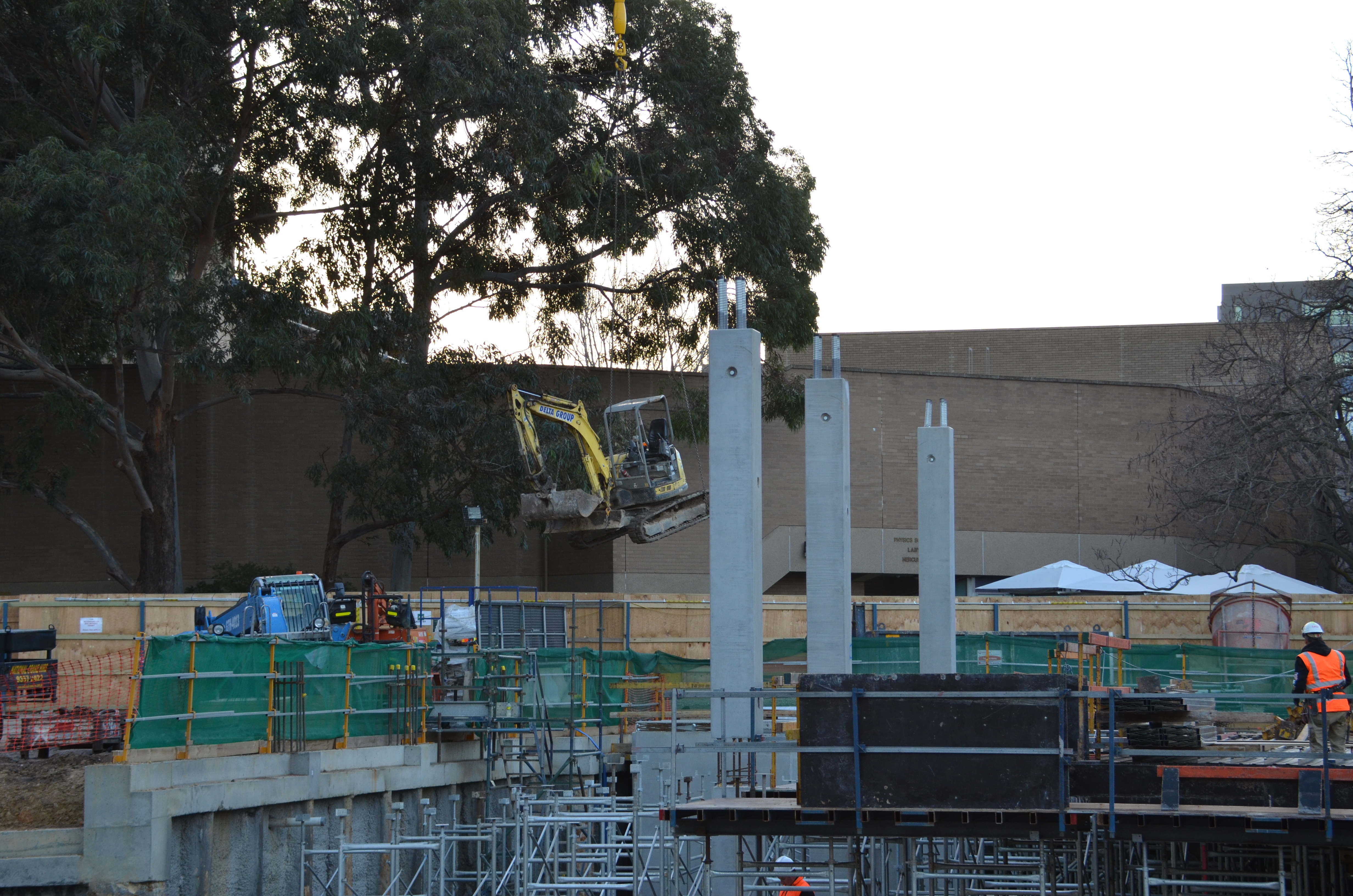 https://archive.abp.unimelb.edu.au/objects/images/Construction/Images/Precast structural concrete walls and columns/Basement/DSC_1088.JPG https://archive.abp.unimelb.edu.au/objects/images/Construction/Images/Precast structural concrete walls and columns/Basement/DSC_1088.JPG
