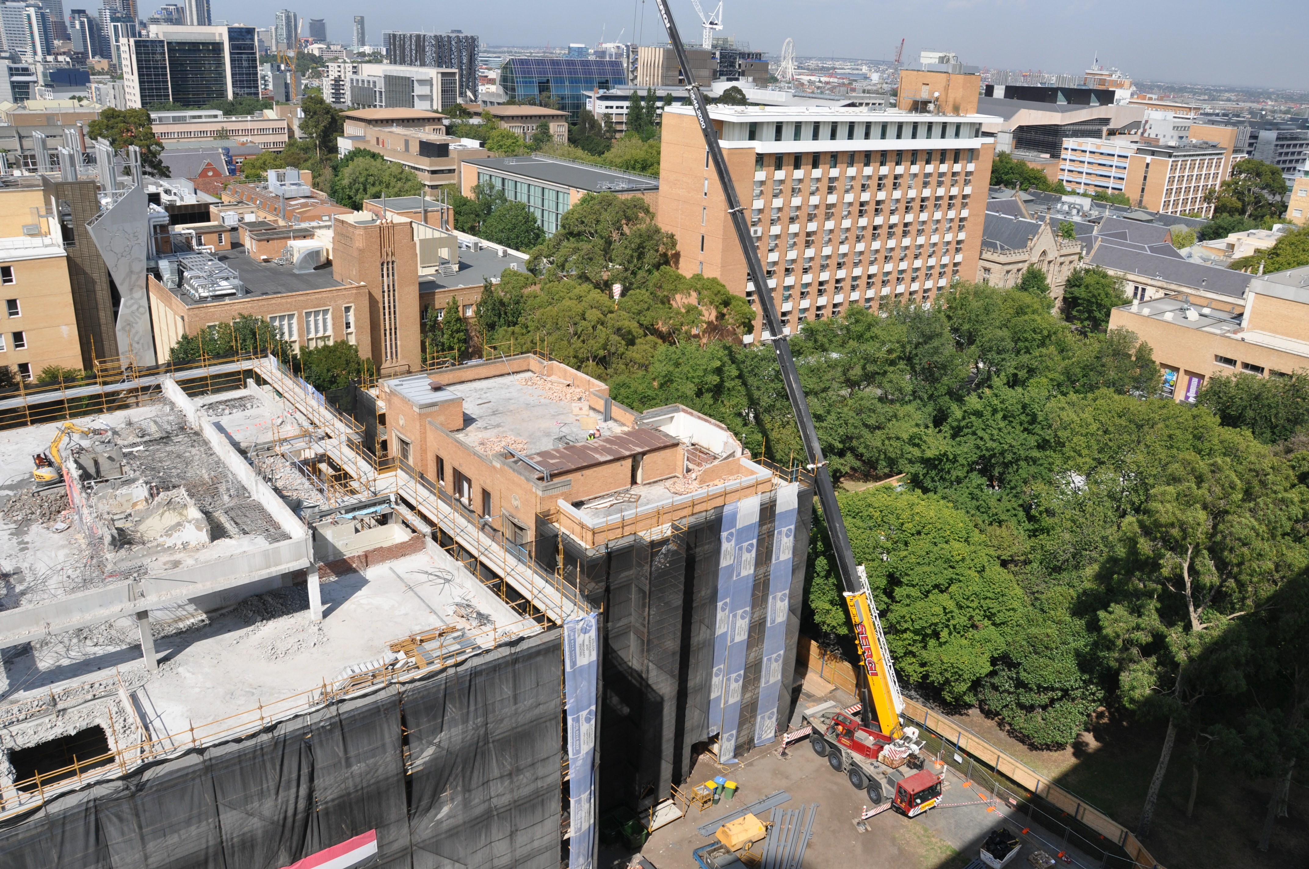 https://archive.abp.unimelb.edu.au/objects/images/Pre-construction/Demolition/OC/DSC08191E.jpg https://archive.abp.unimelb.edu.au/objects/images/Pre-construction/Demolition/OC/DSC08191E.jpg